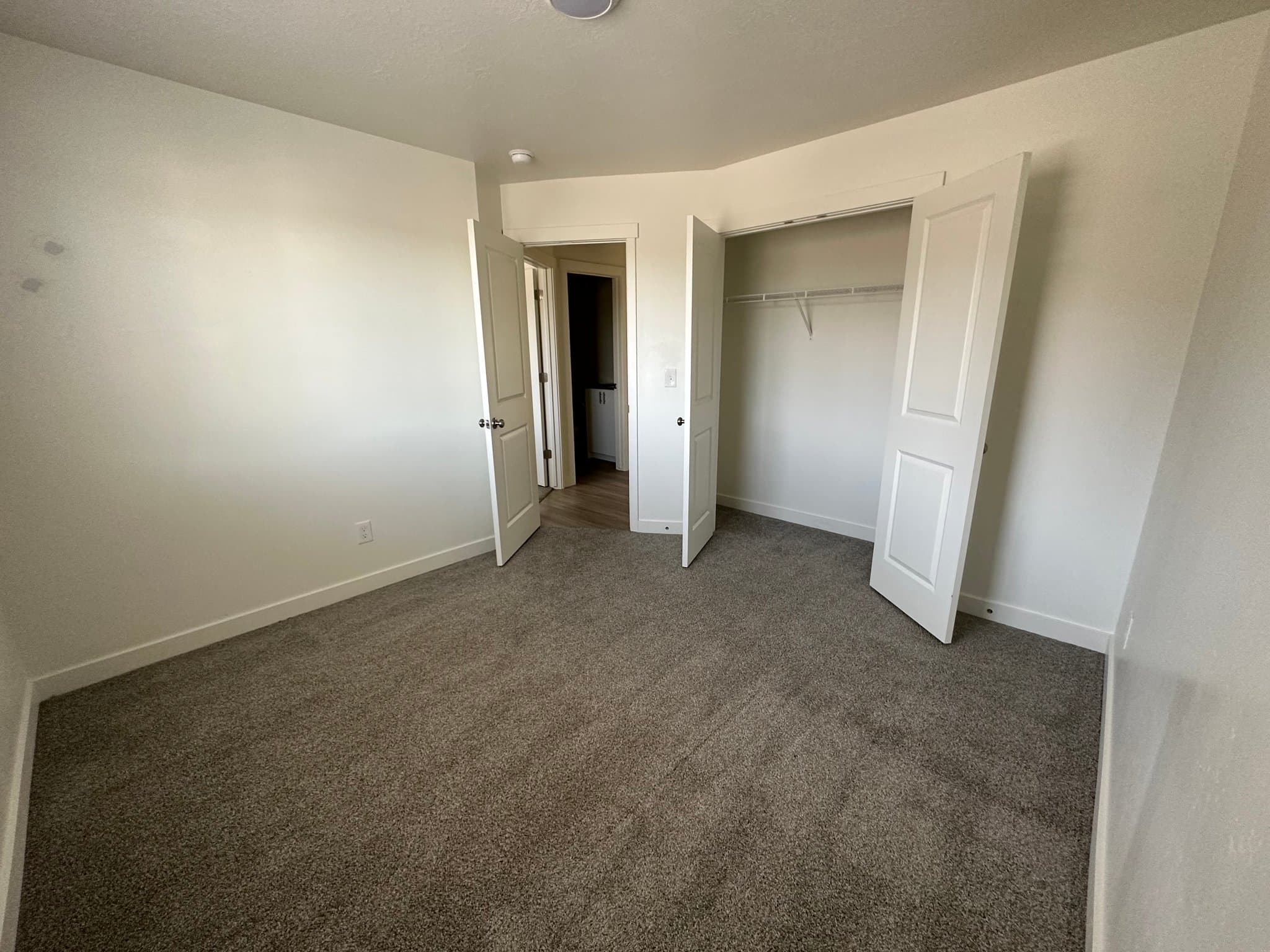Provo Townhome: 1121 E 1270 S