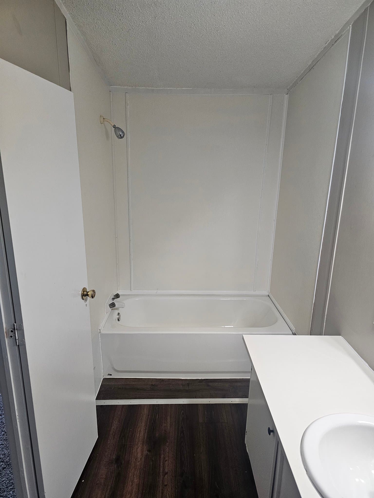 New Caney House: 20702 N Navasota Dr