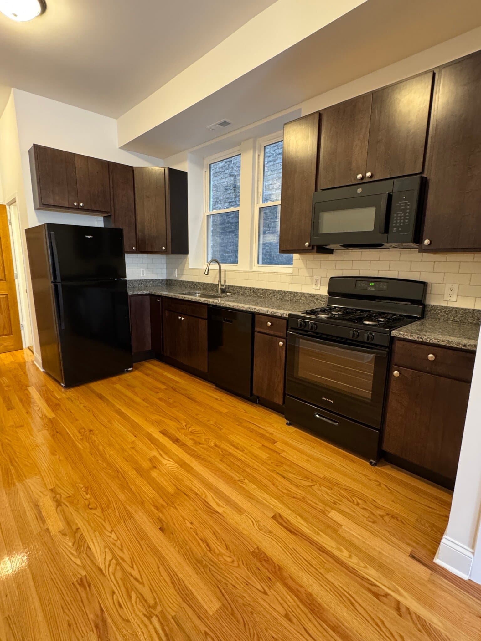 Chicago Apartment: 3512 N Halsted