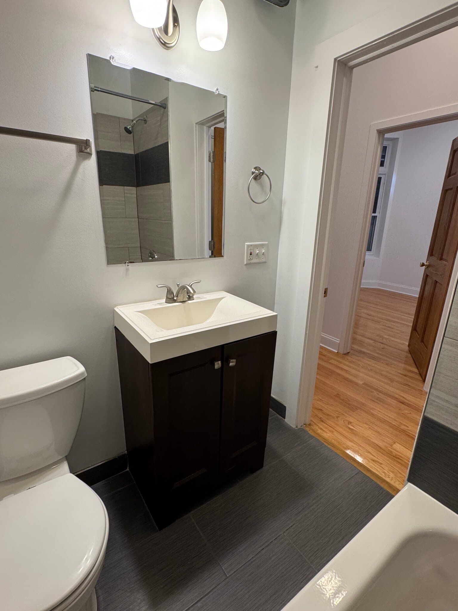 Chicago Apartment: 3512 N Halsted