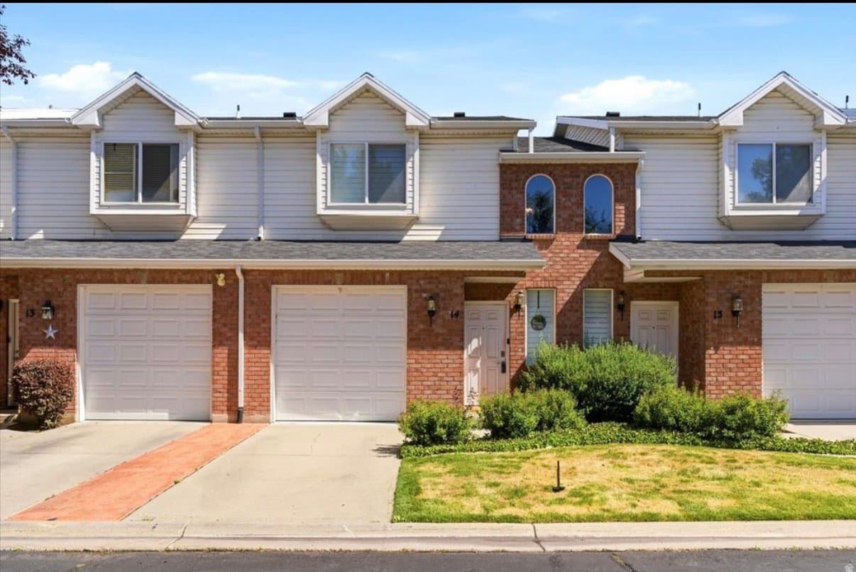 Bountiful Townhome: 80 Peregrine Ln
