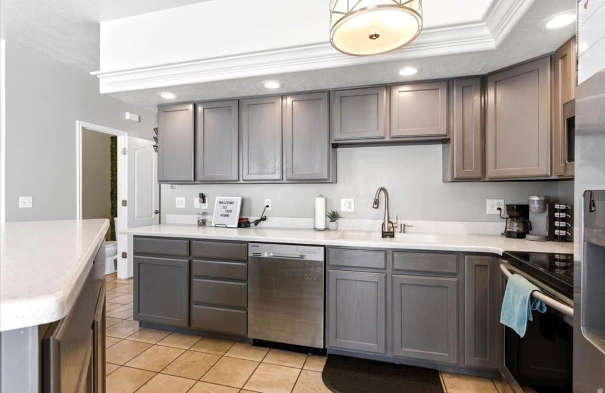 Bountiful Townhome: 80 Peregrine Ln