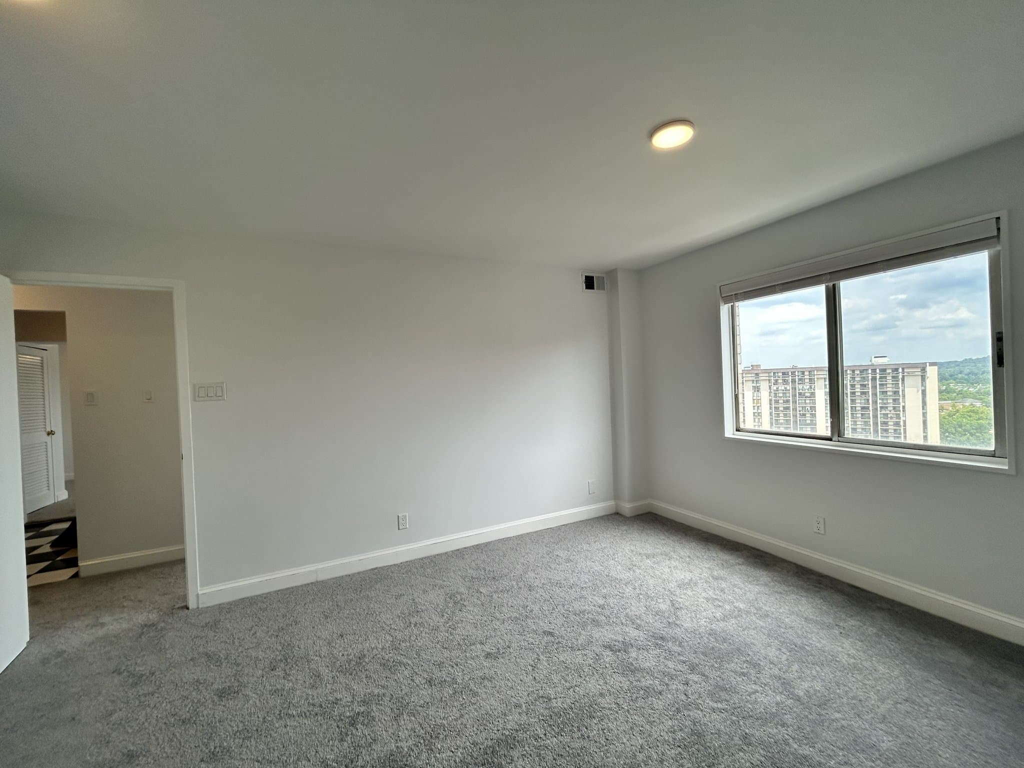 Alexandria Condo: 5340 Holmes Run Pkwy