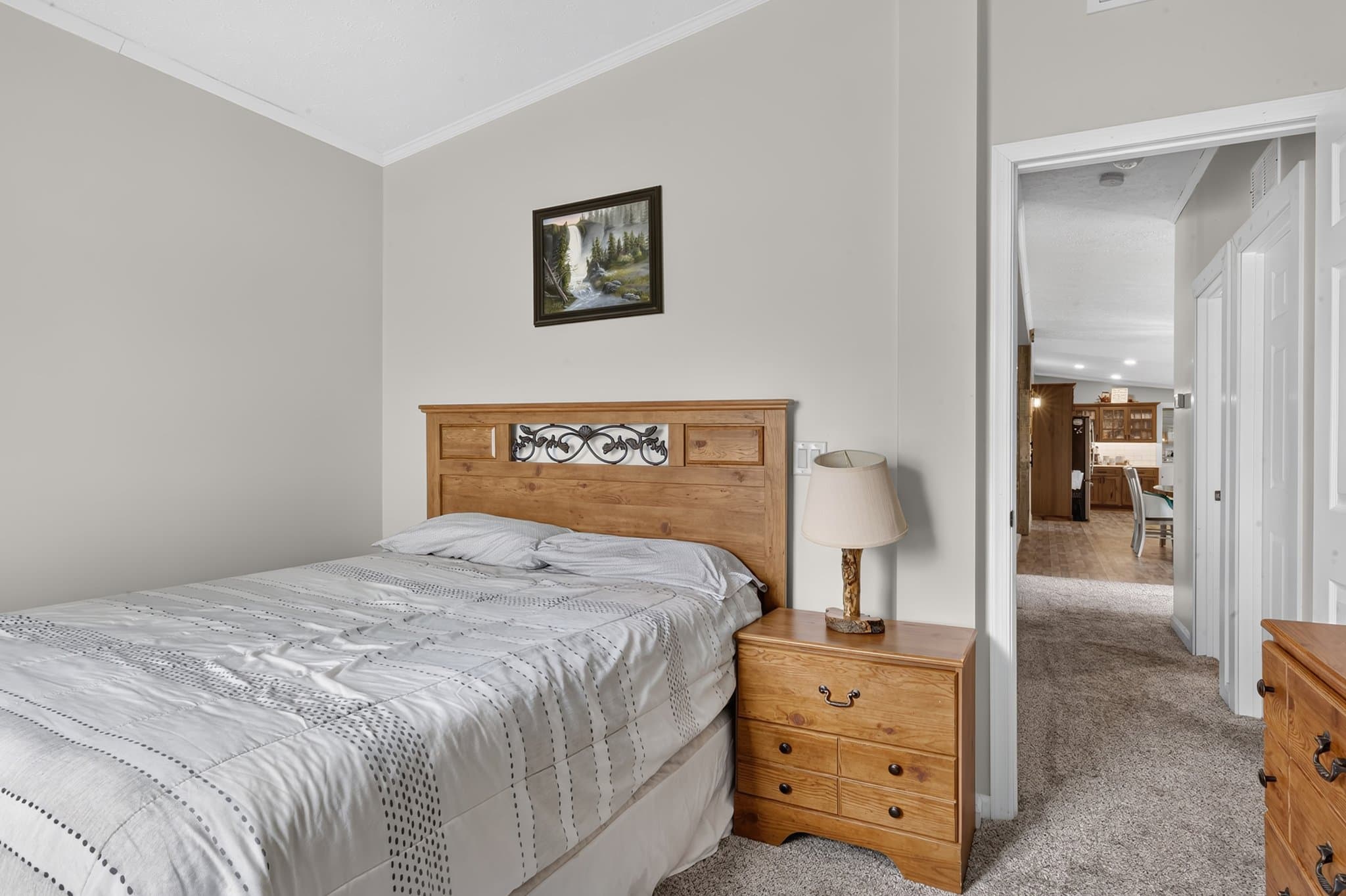 Laurel House: 18235 Little Hill Road