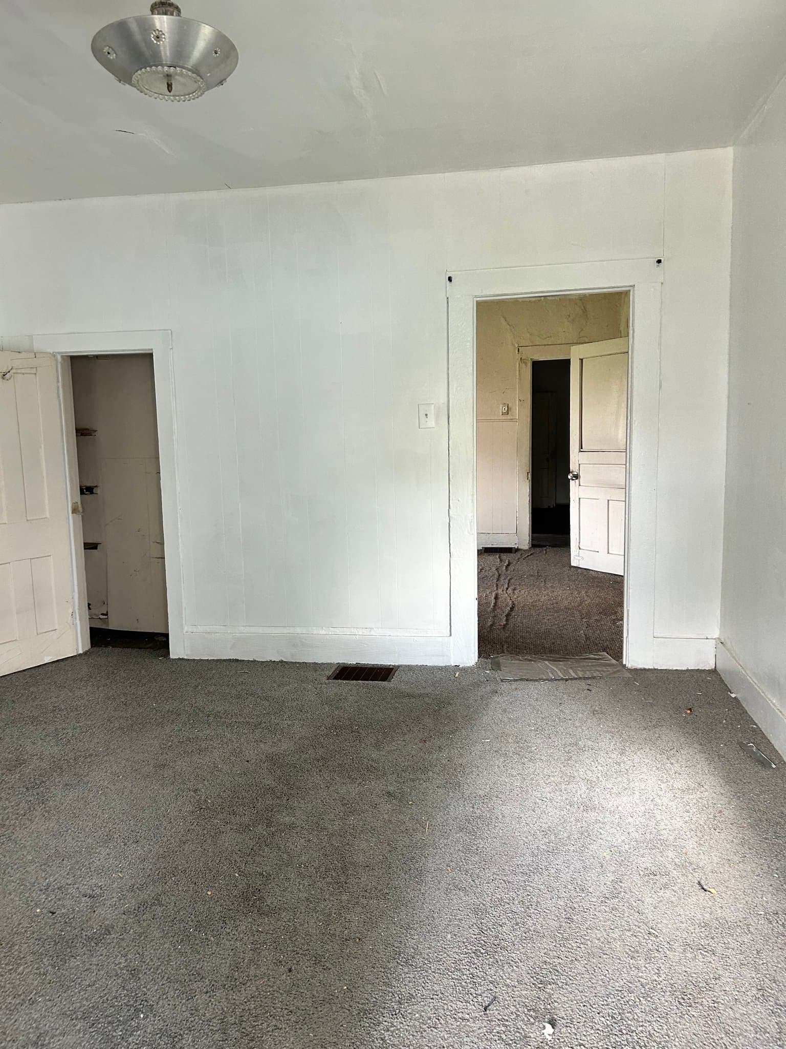 Madison House: 1532 5th St
