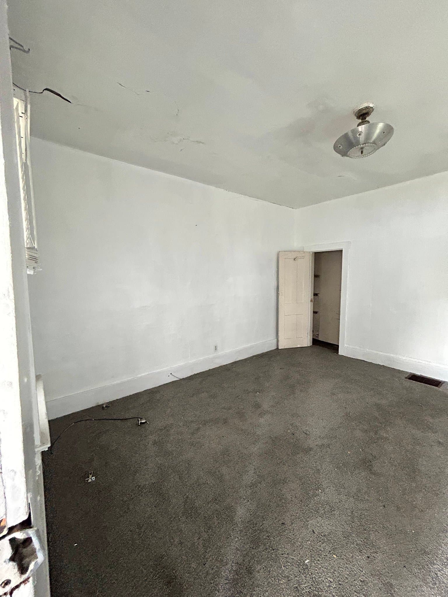 Madison House: 1532 5th St