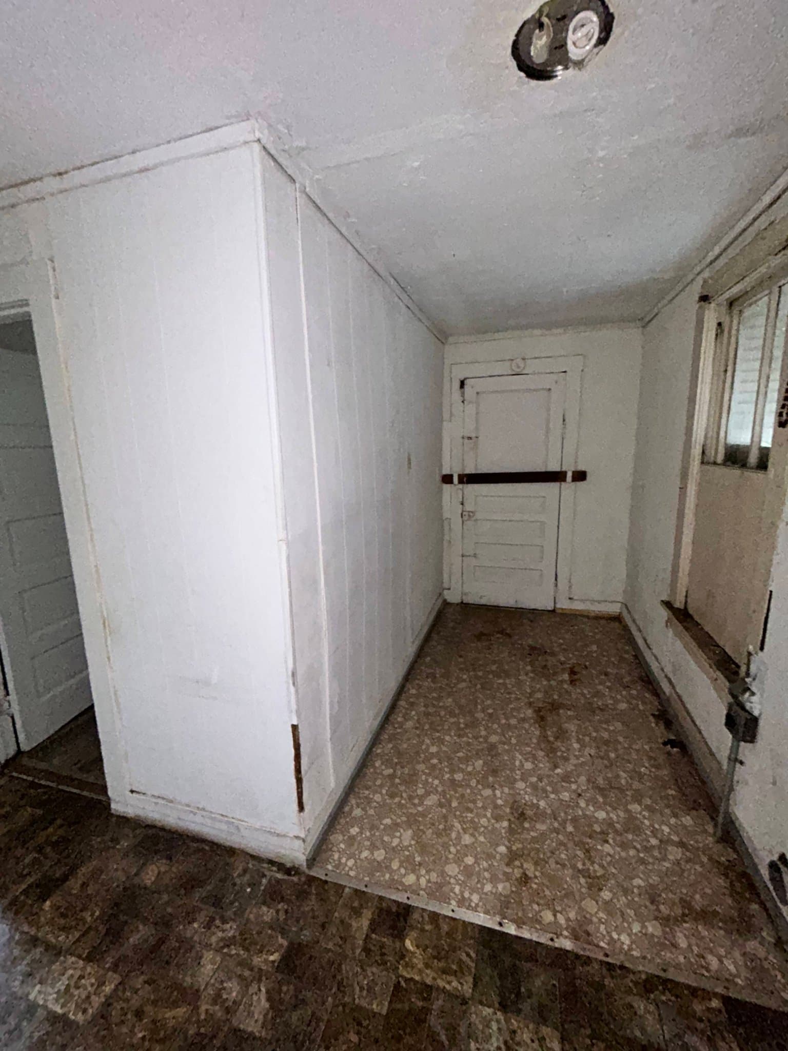 Madison House: 1532 5th St