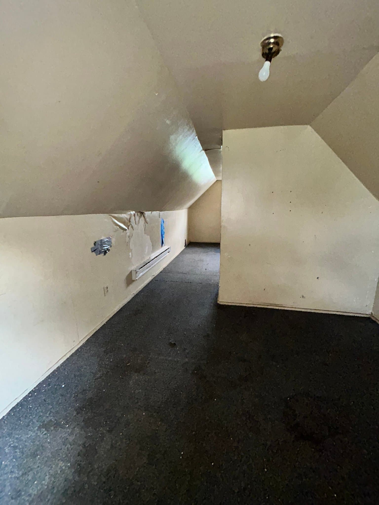 Madison House: 1541 5th St