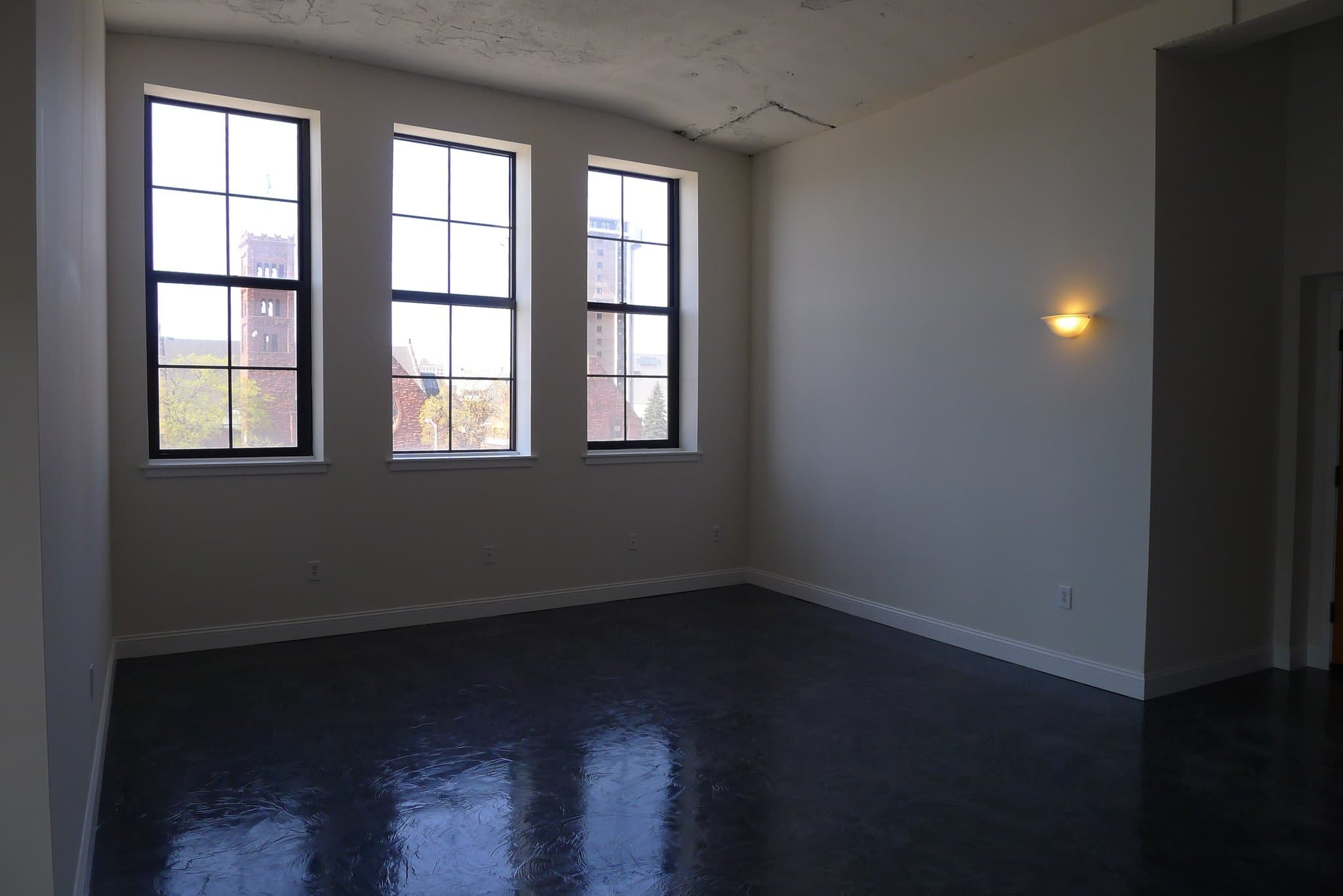 Detroit Apartment: 4600 Woodward