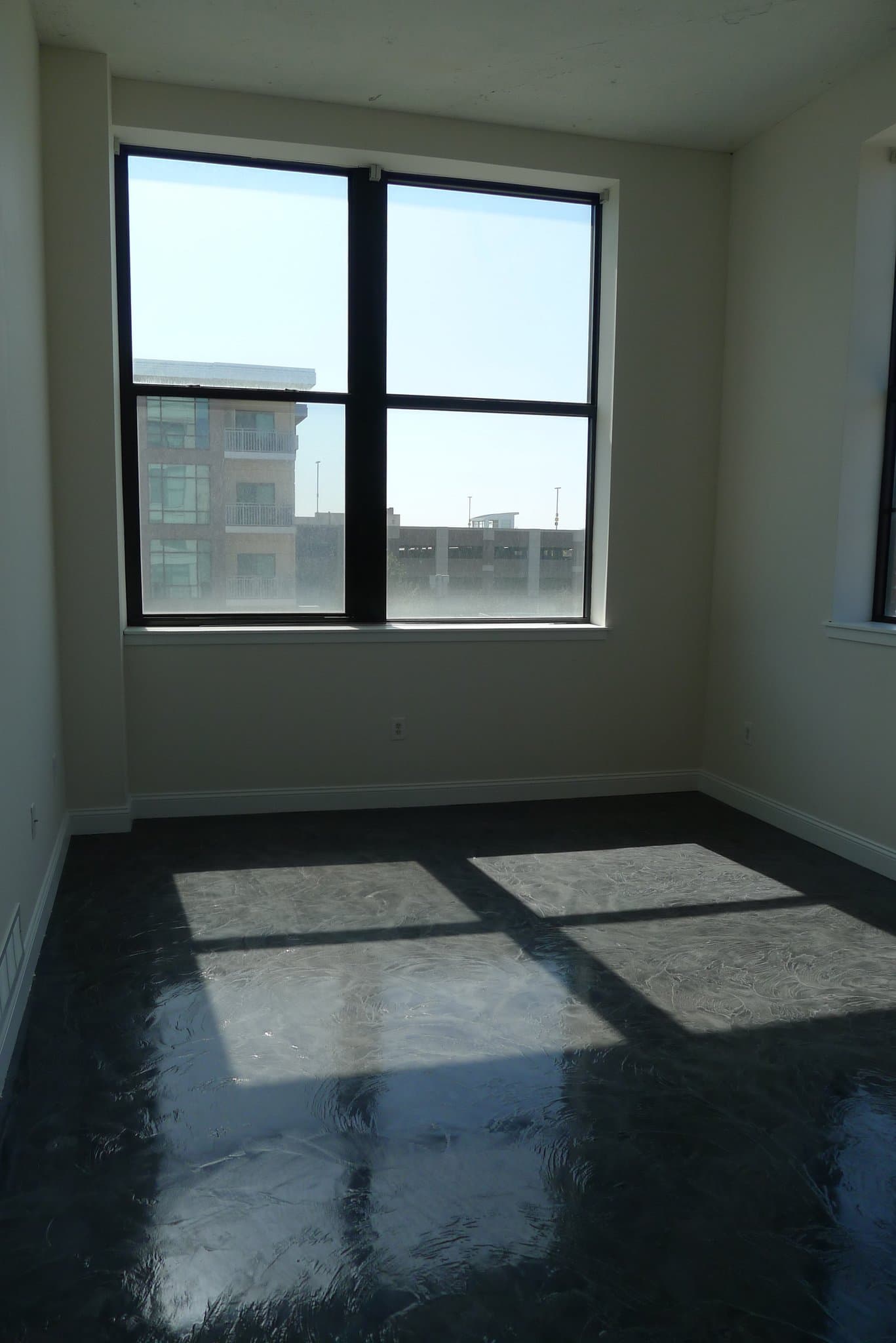 Detroit Apartment: 4600 Woodward