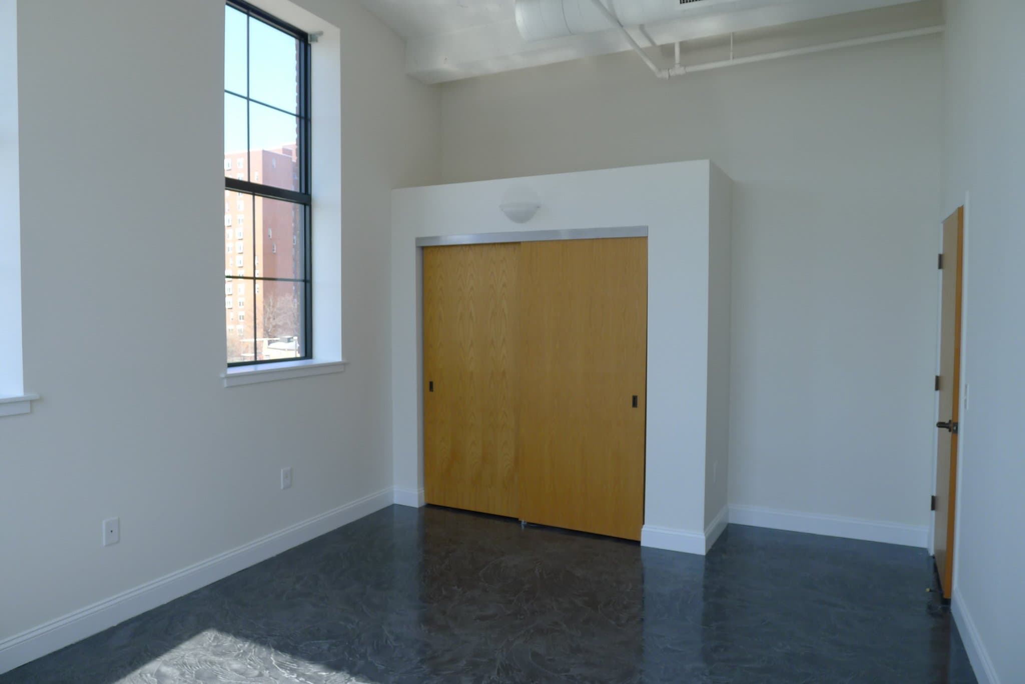 Detroit Apartment: 4600 Woodward
