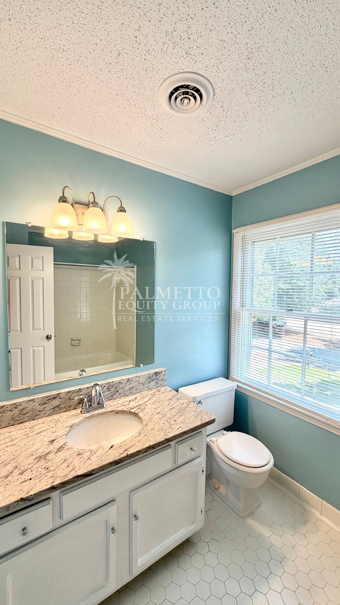 Greensboro House: 4109 Windlestraw lane