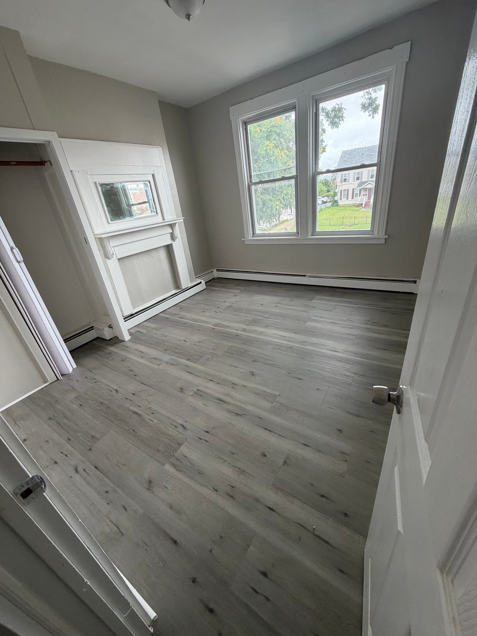 Hartford Apartment: 441 Wethersfield Ave