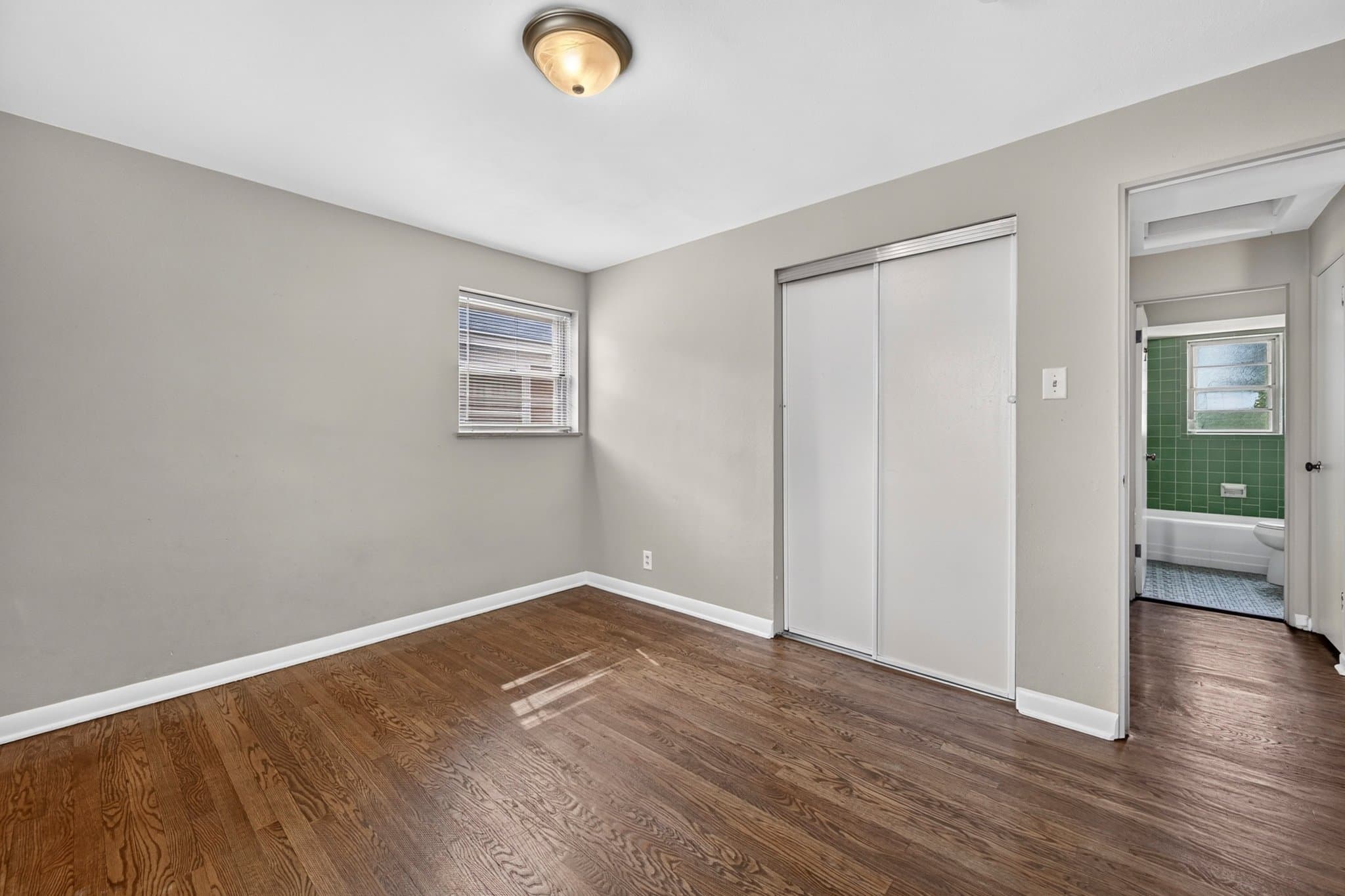 Brentwood House: 8106 Fawn Ave