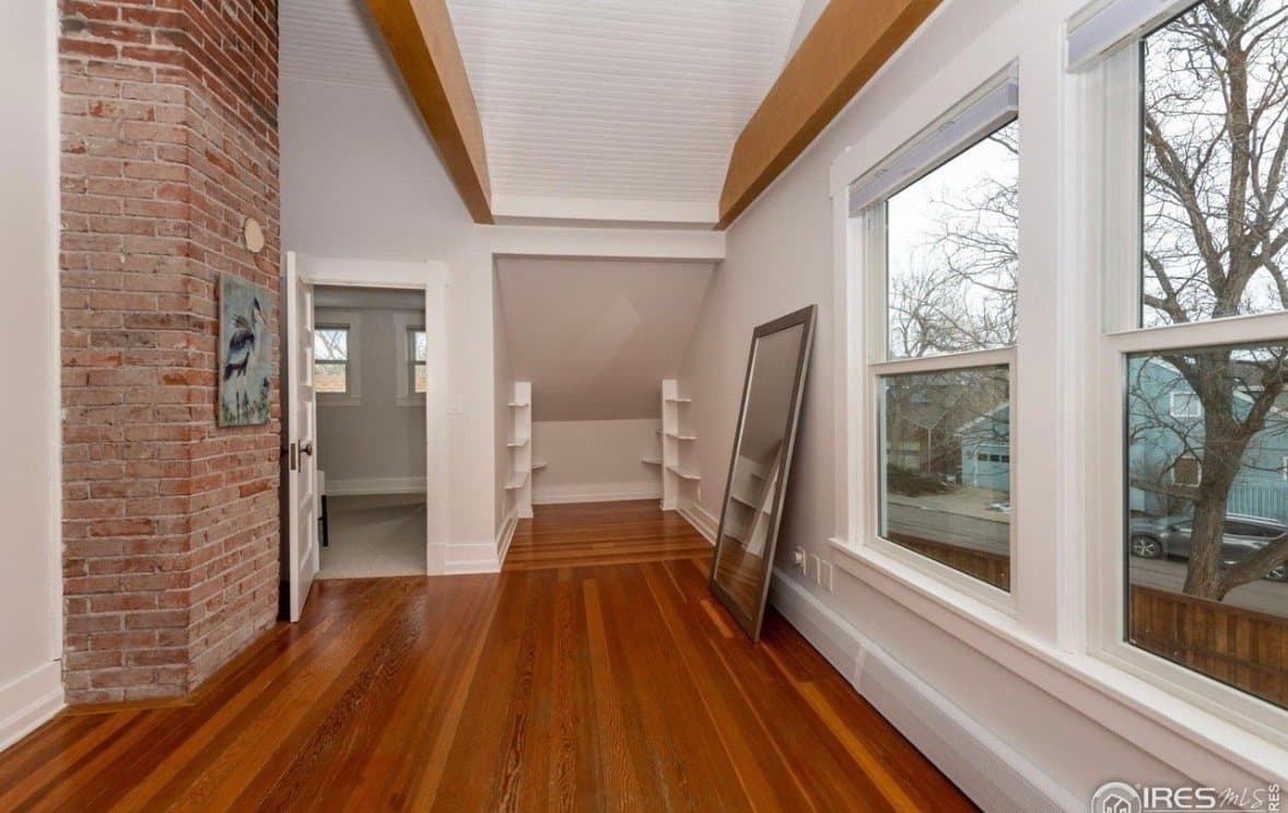 Boulder House: 1717 Iris Ave