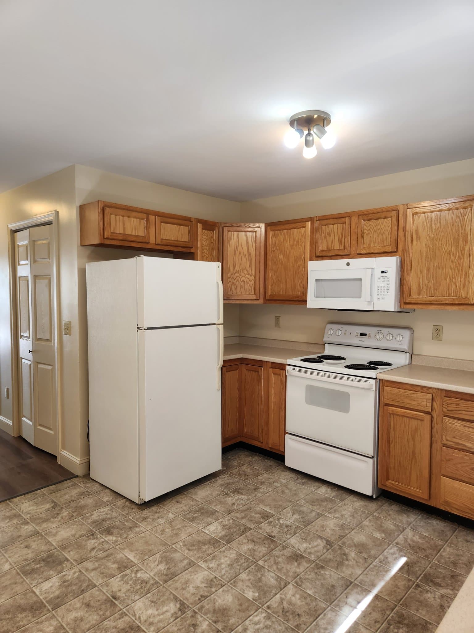 Lewiston Apartment: 22 Tourmaline Drive