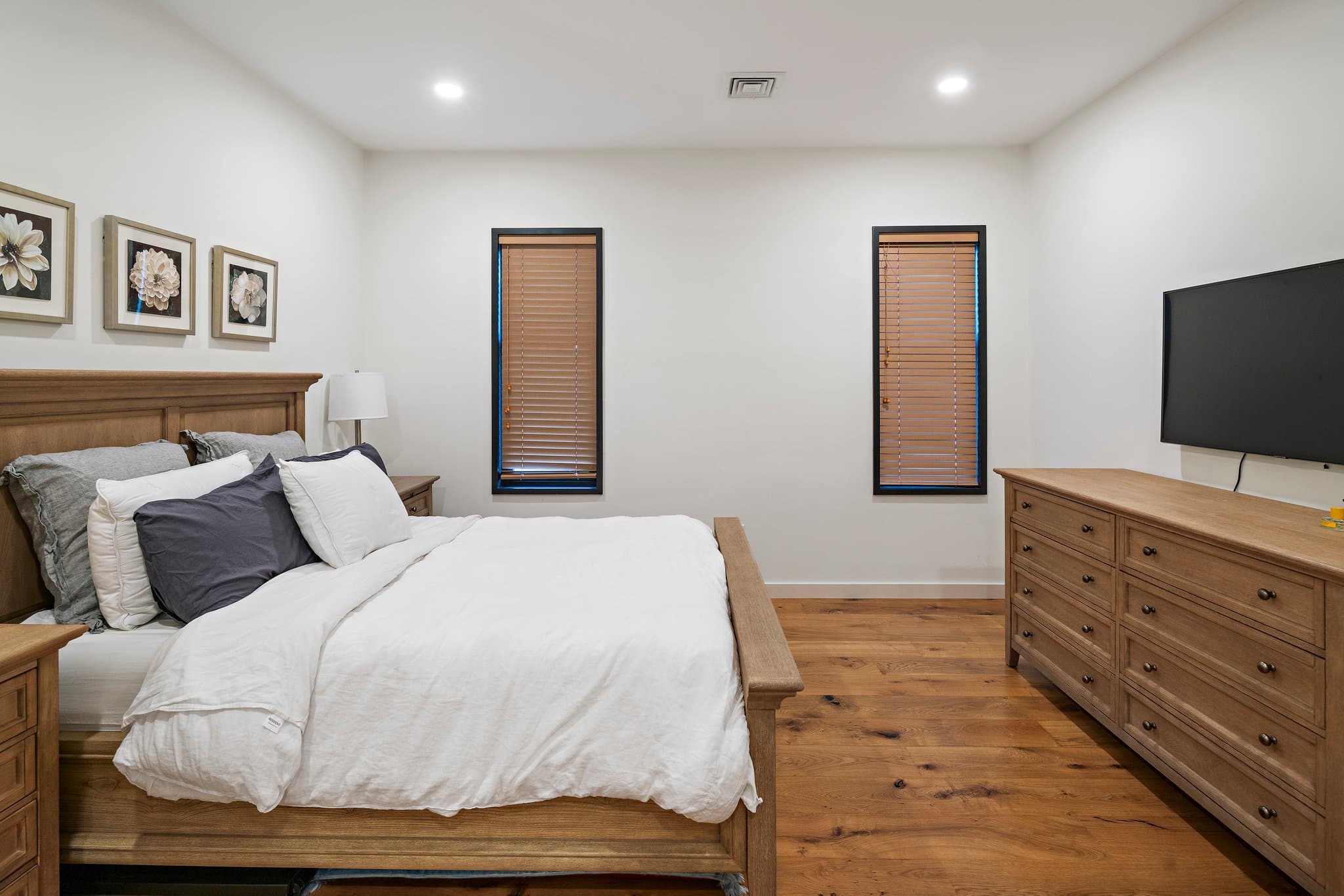 Boston Apartment: 211 Condor