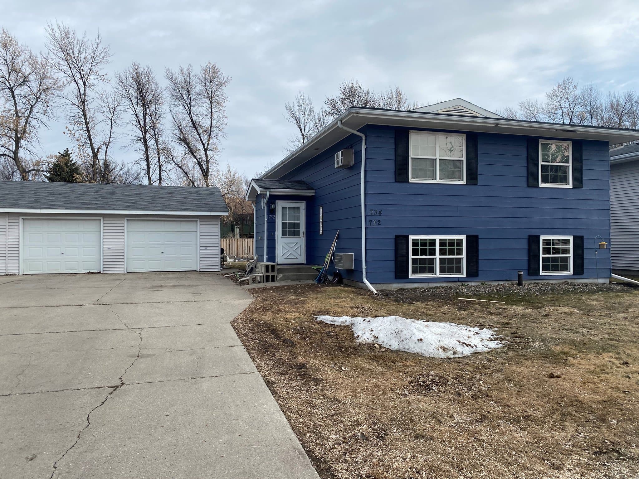 Grand Forks Multiplex: 732 Great Plains Ct.