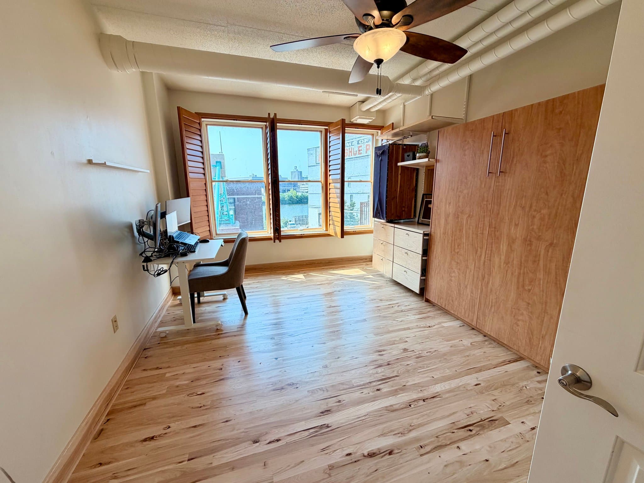 Milwaukee Condo: 102 N Water St