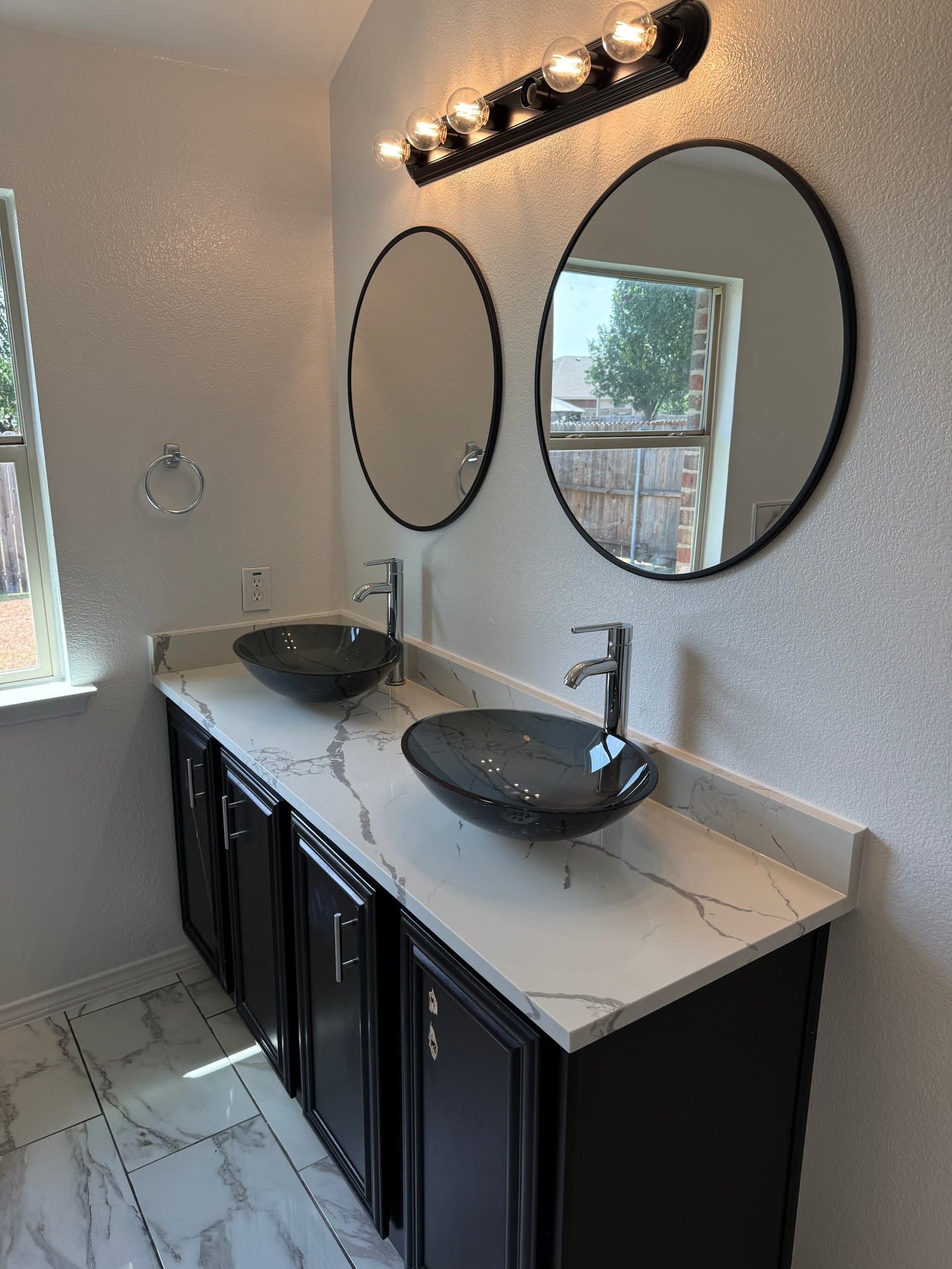 Seagoville House: 2815 Briarbrook DR