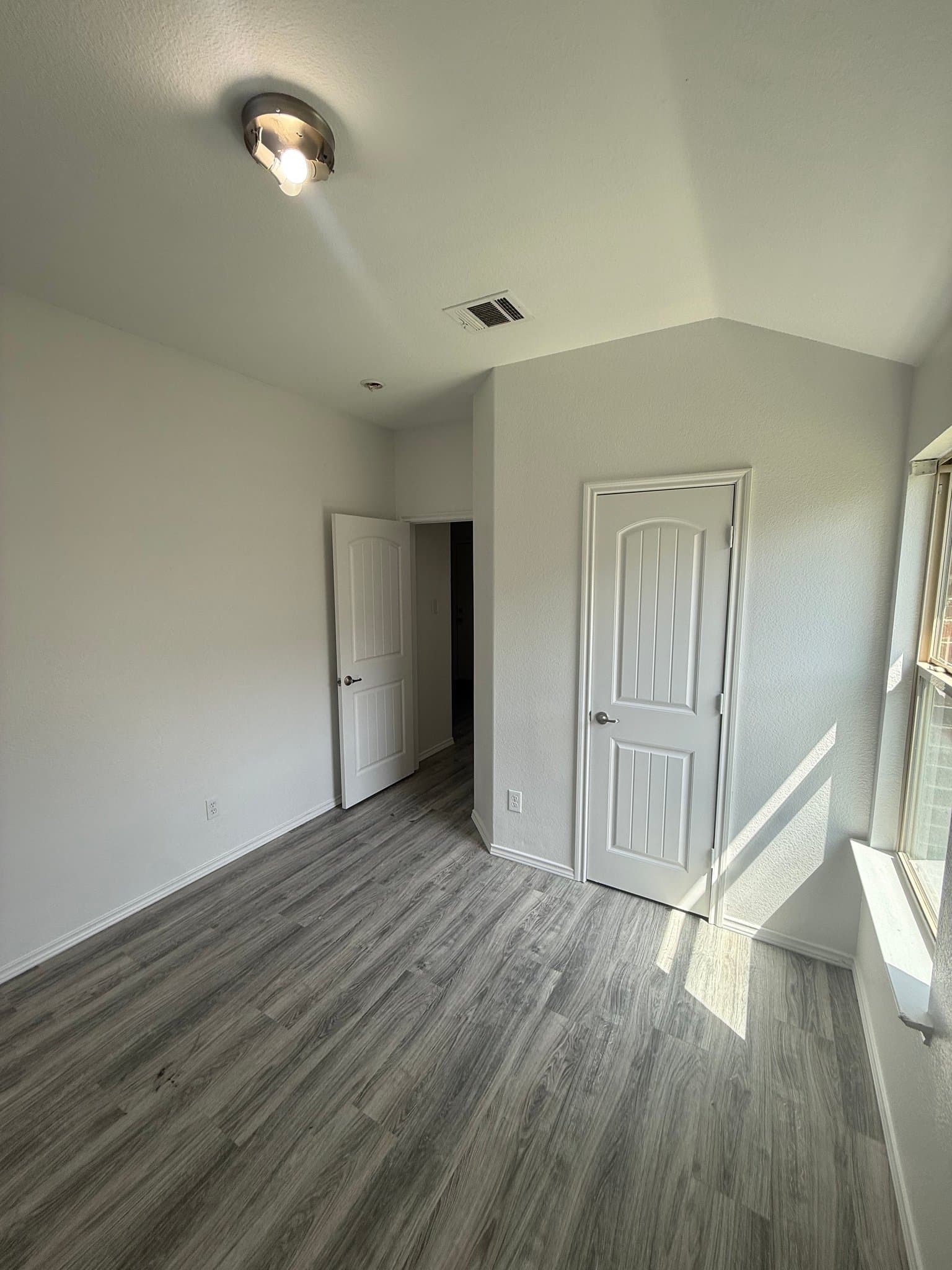 Seagoville House: 2815 Briarbrook DR