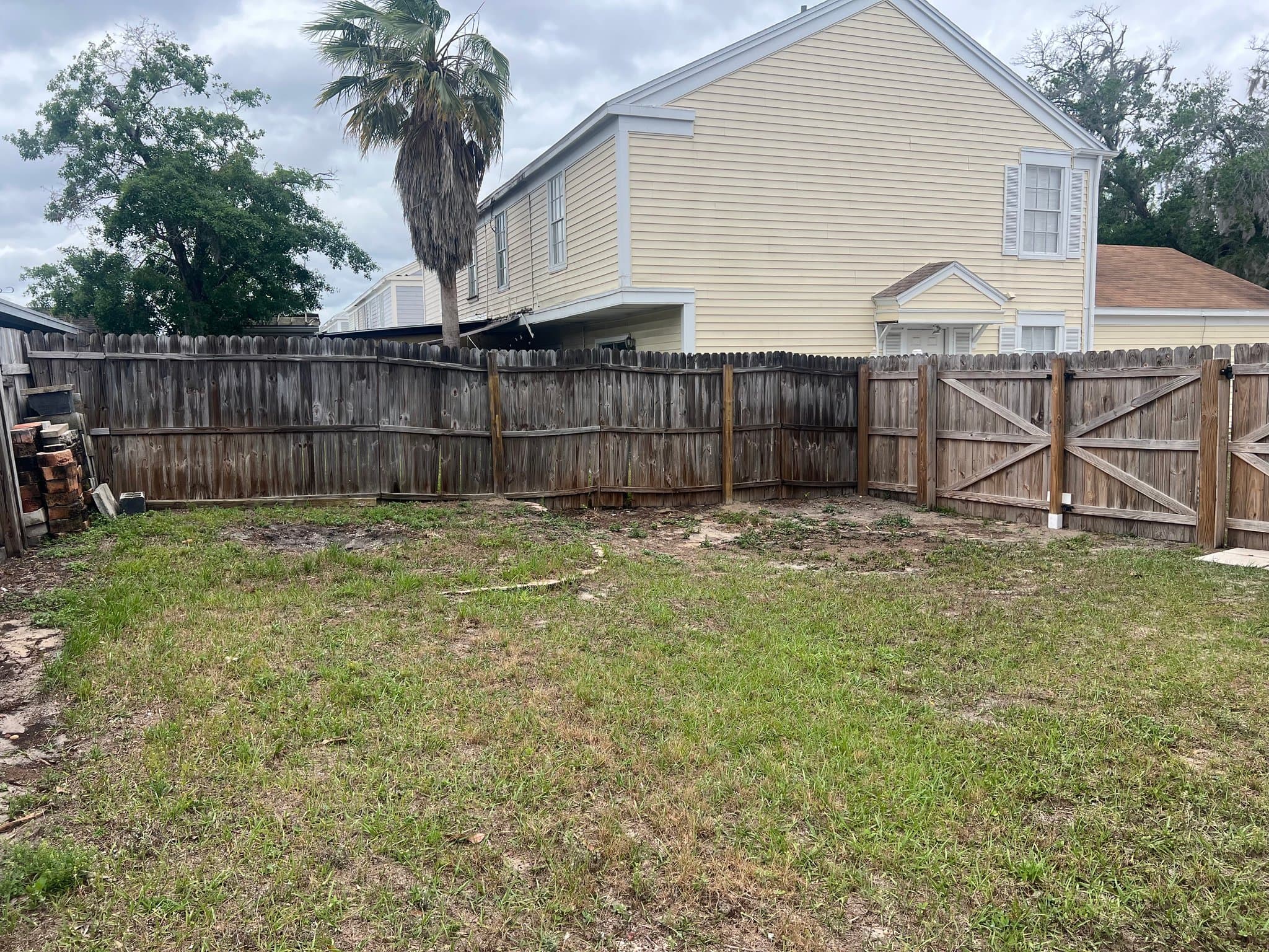 TAMPA Townhome: 12325 VILLAGER COURT