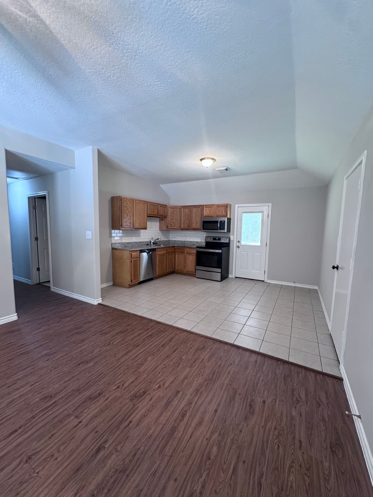 Conroe House: 12551 Royal Lake Dr
