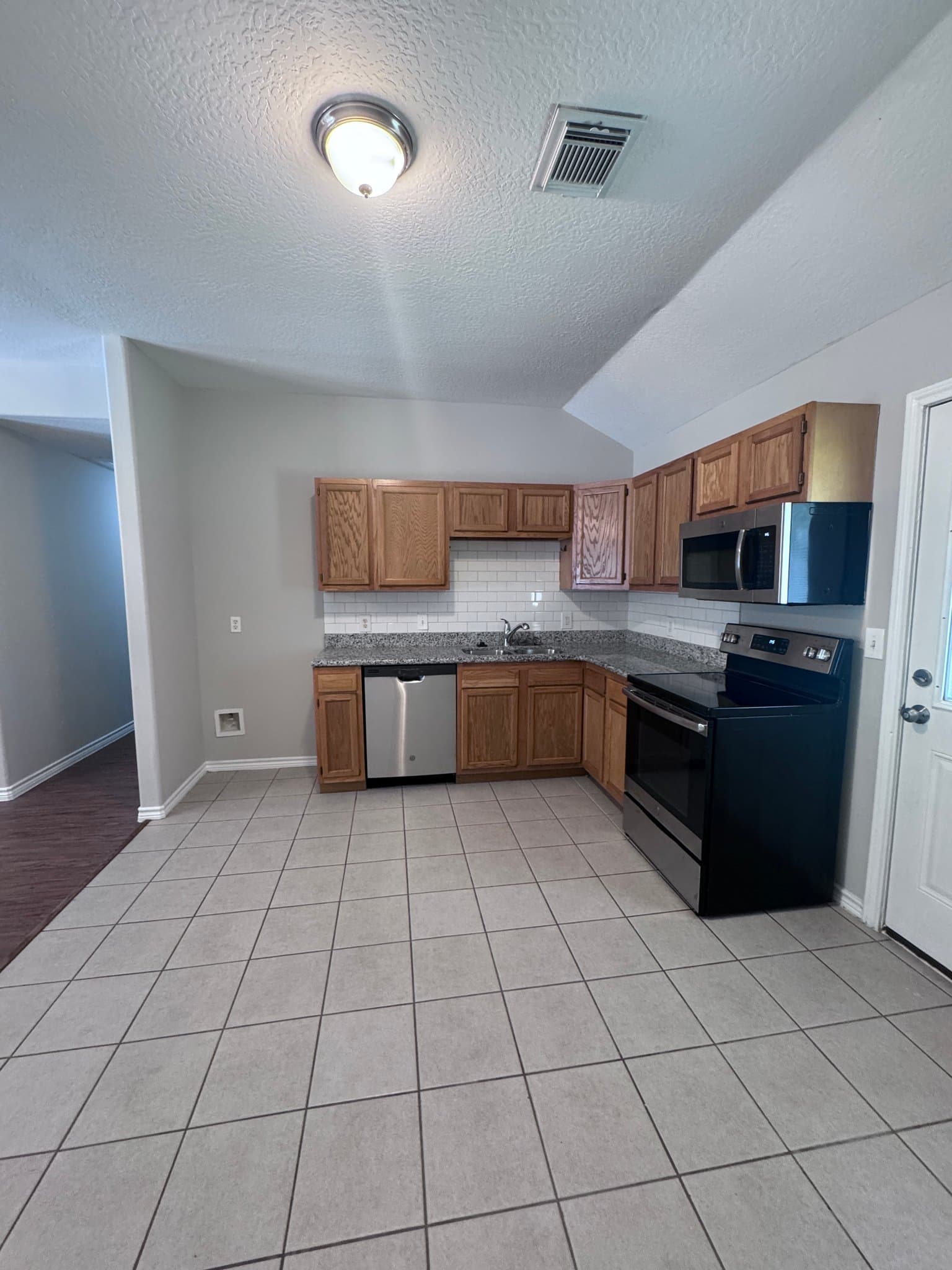 Conroe House: 12551 Royal Lake Dr