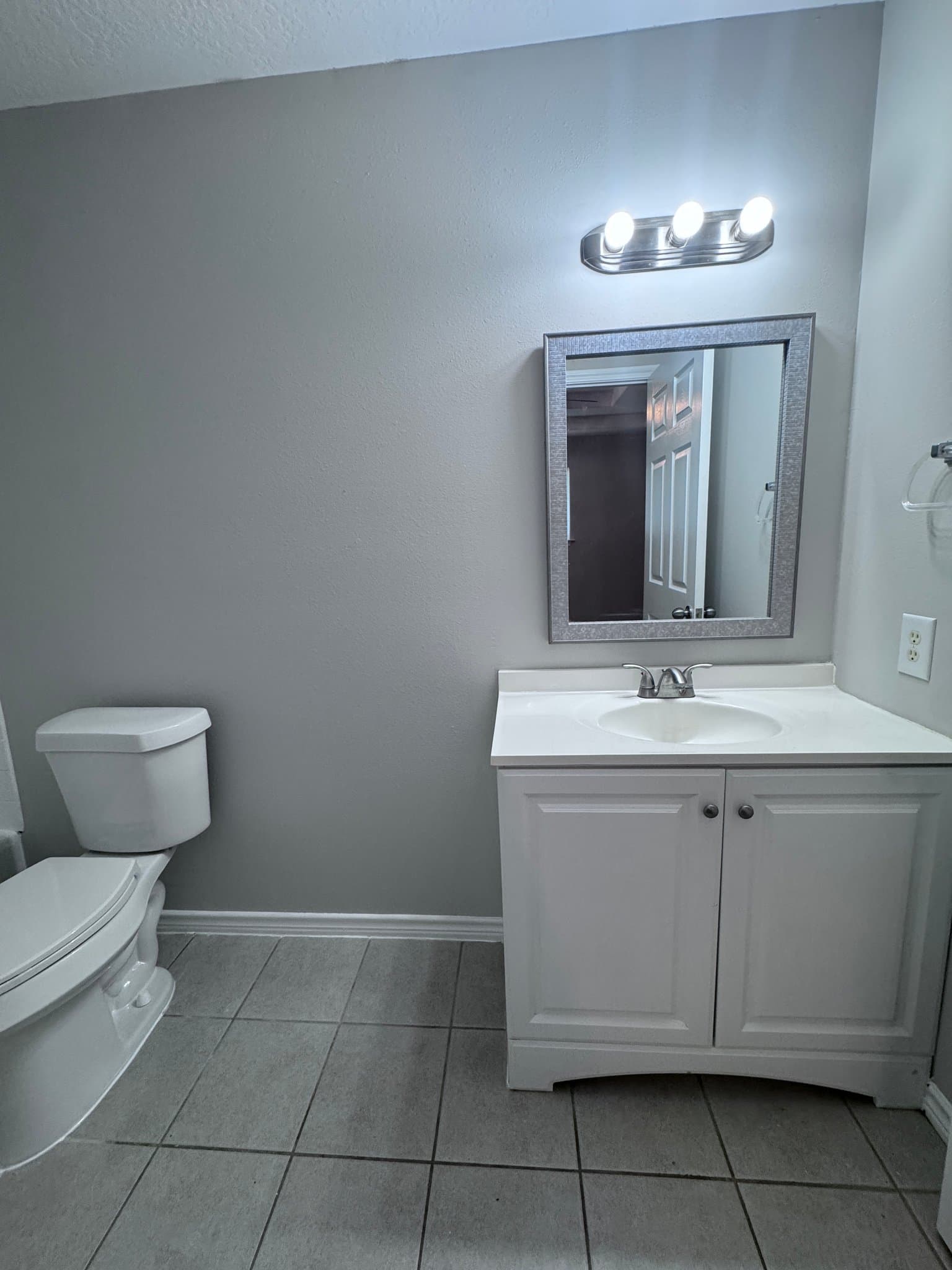 Conroe House: 12551 Royal Lake Dr