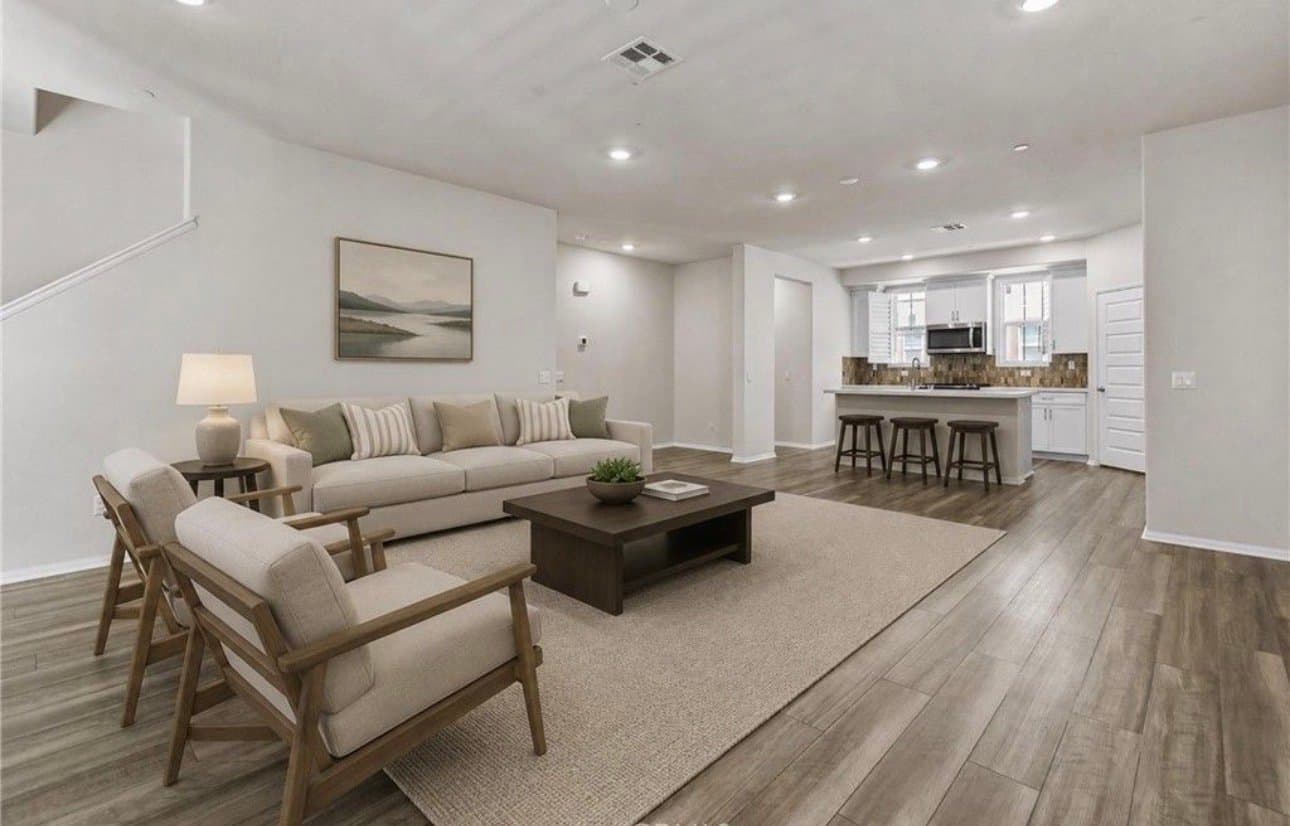 Temecula Townhome: 40815 Melrose Dr
