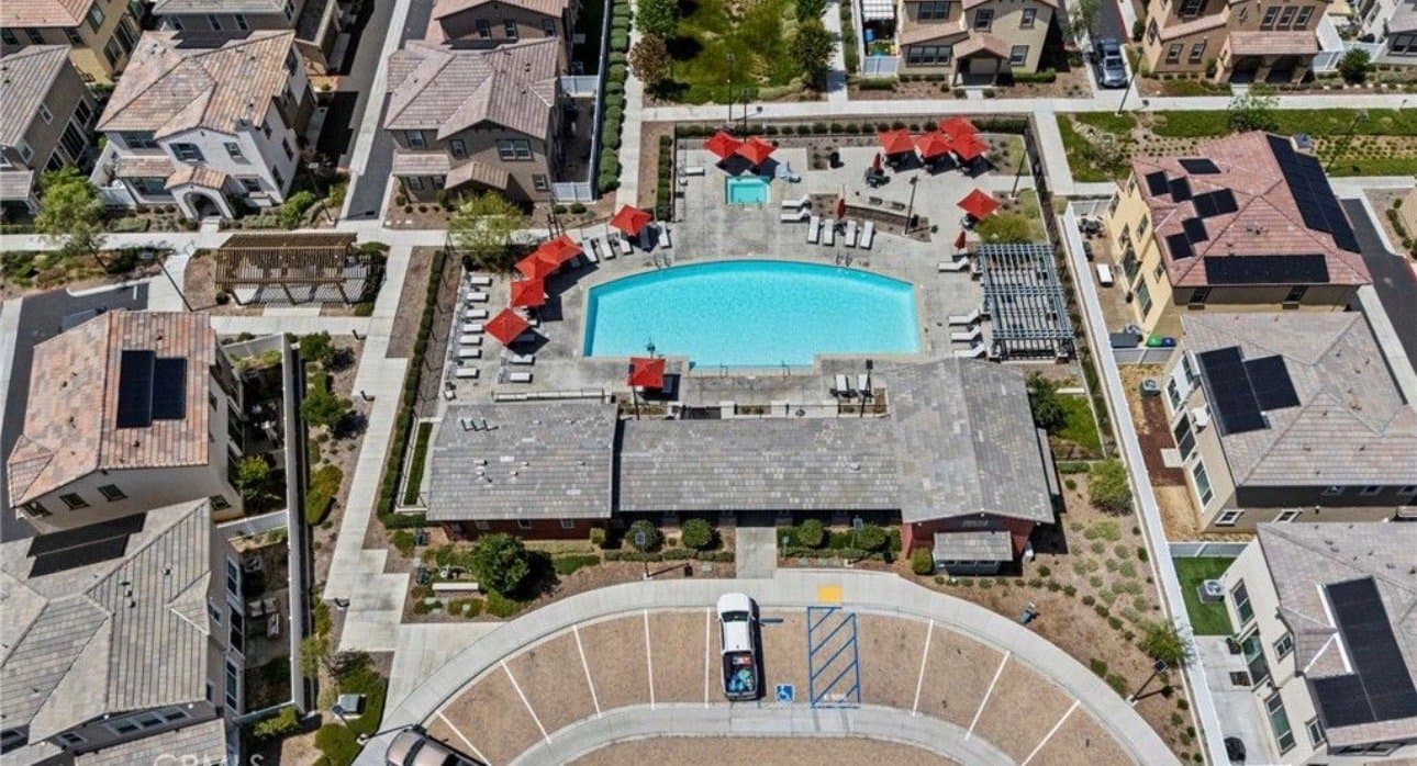 Temecula Townhome: 40815 Melrose Dr
