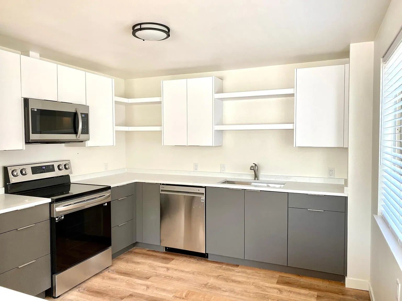 Seattle Multiplex: 1440 NW 60th Street, Unit #2
