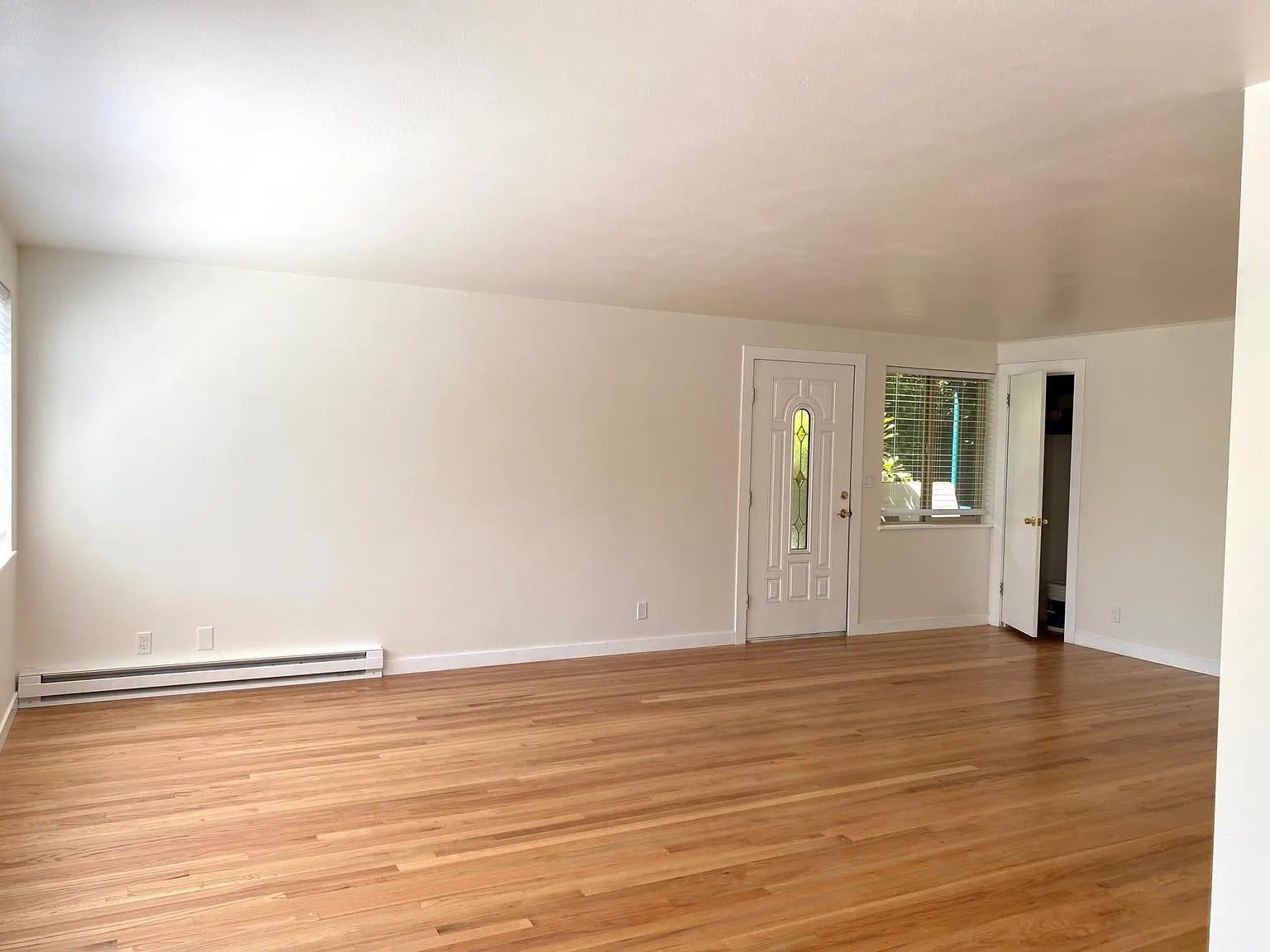 Seattle Multiplex: 1440 NW 60th Street, Unit #2