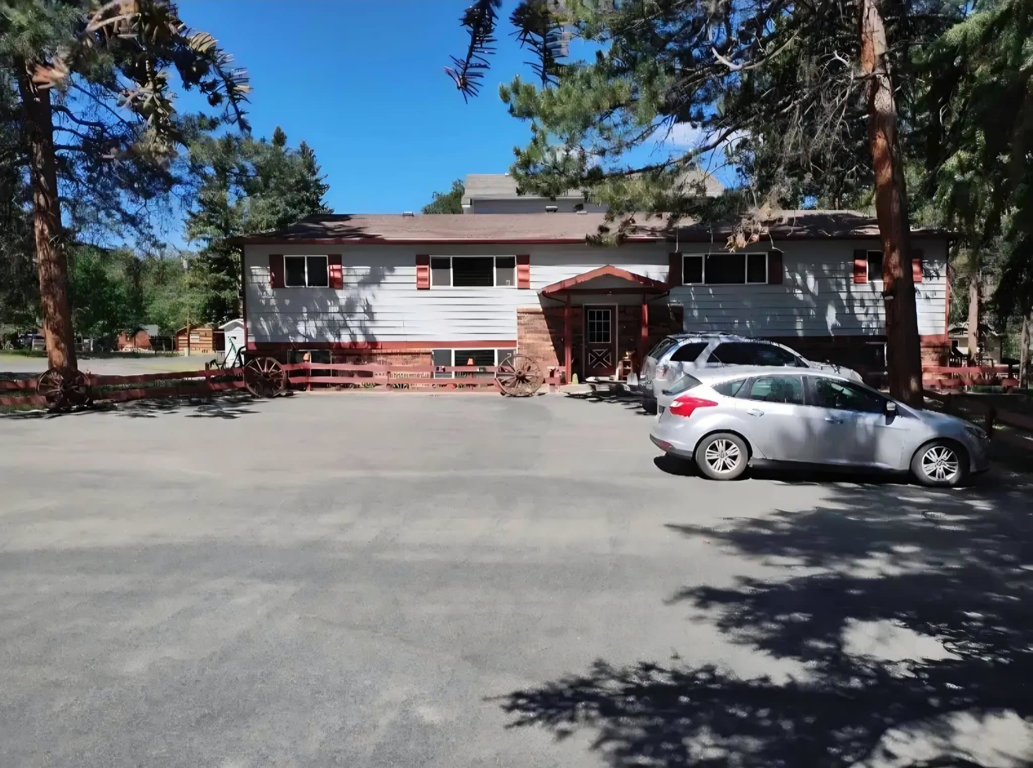 Woodland Park Multiplex: 114 County Rd