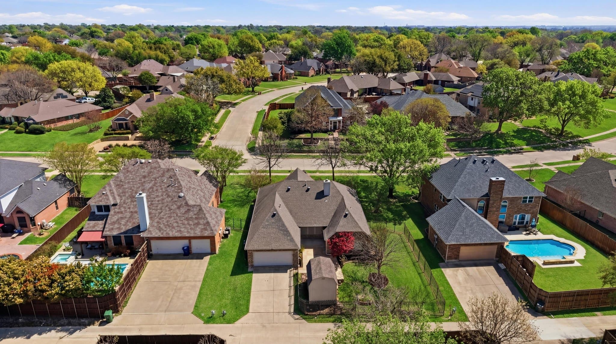 Garland House: 6613 Barclay Lane