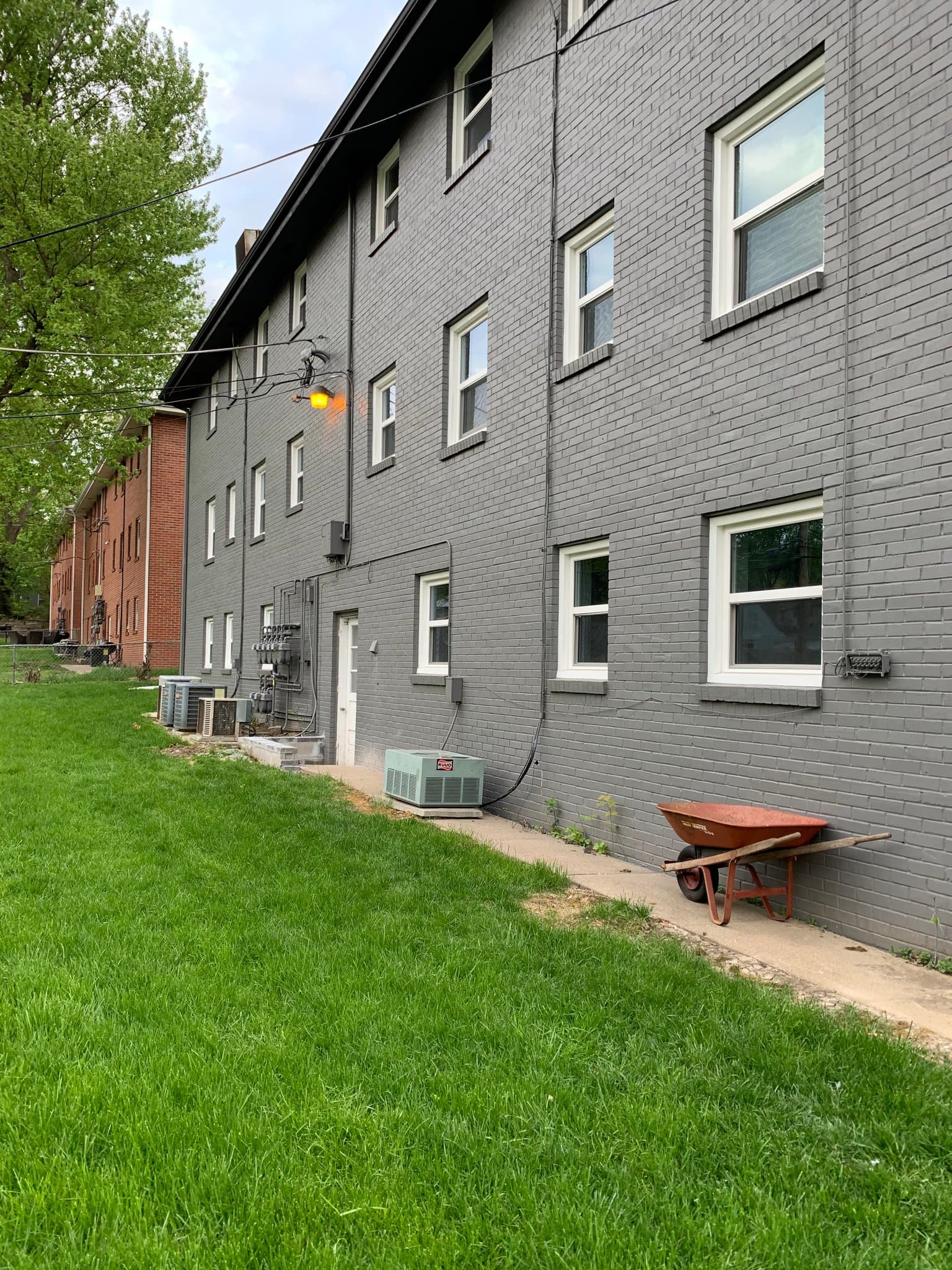 Omaha Apartment: 6020 Birch Street