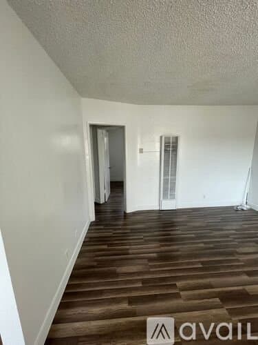 Los Angeles Apartment: 916 W 84th Street Apt#10