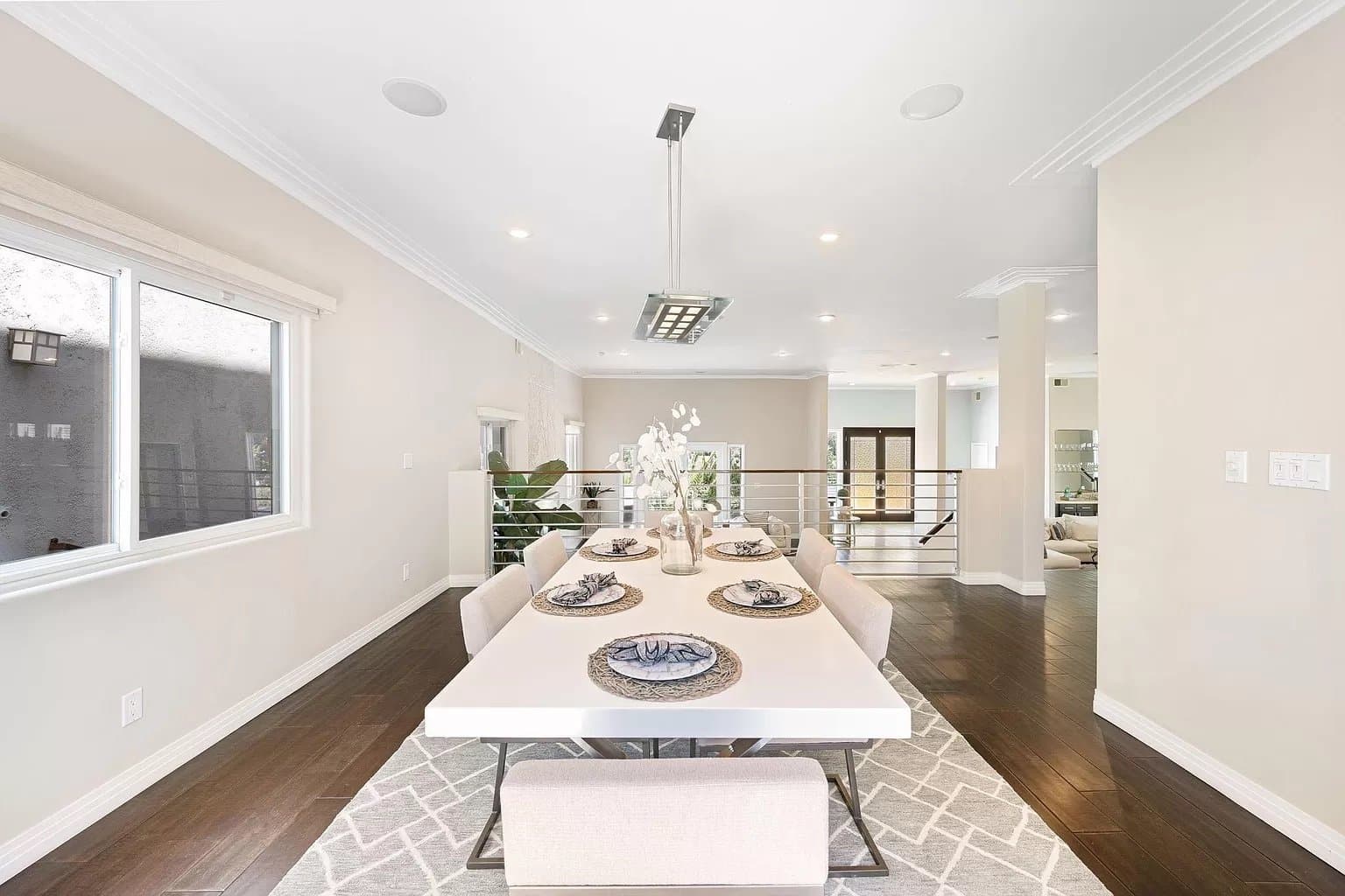Sherman oaks House: 15316 Del Gado Drive