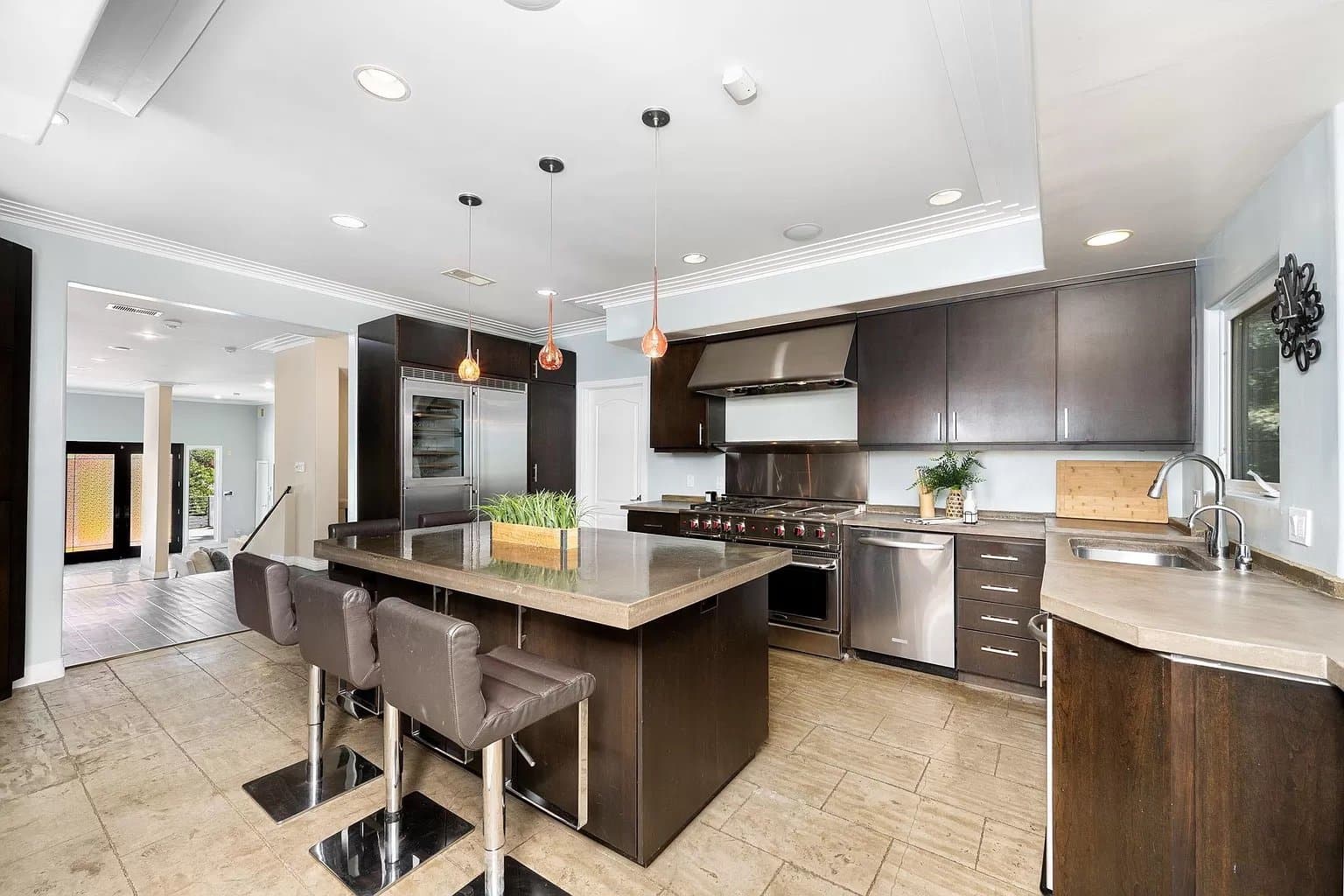 Sherman oaks House: 15316 Del Gado Drive