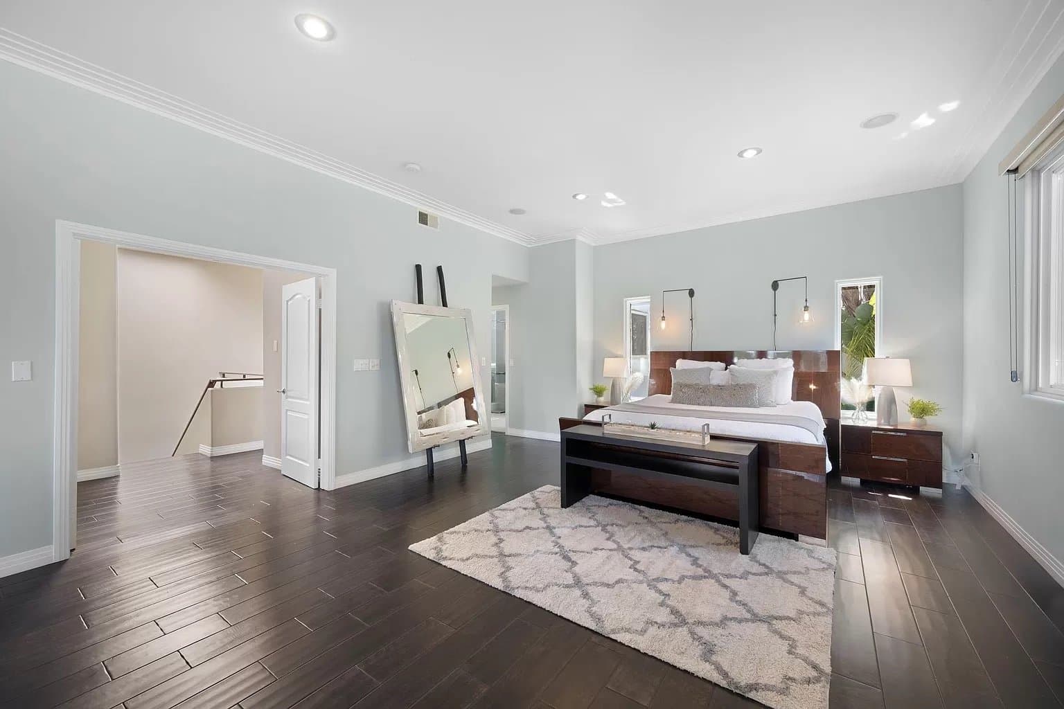 Sherman oaks House: 15316 Del Gado Drive