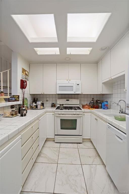 Los Angeles Townhome: 4477 Woodman Ave