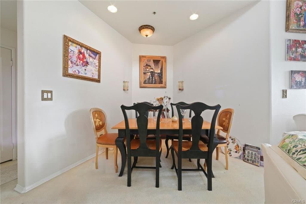 Los Angeles Townhome: 4477 Woodman Ave