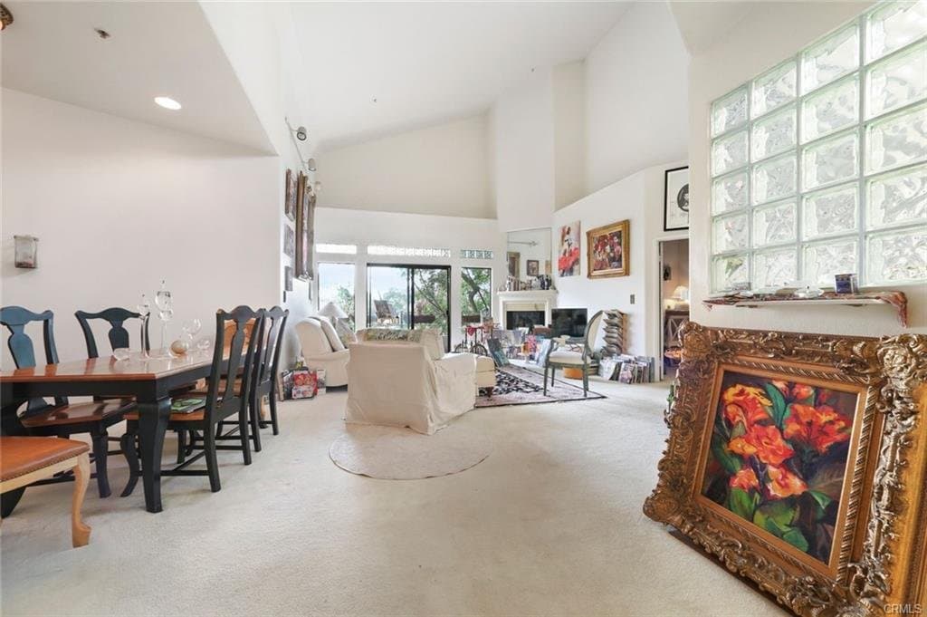 Los Angeles Townhome: 4477 Woodman Ave