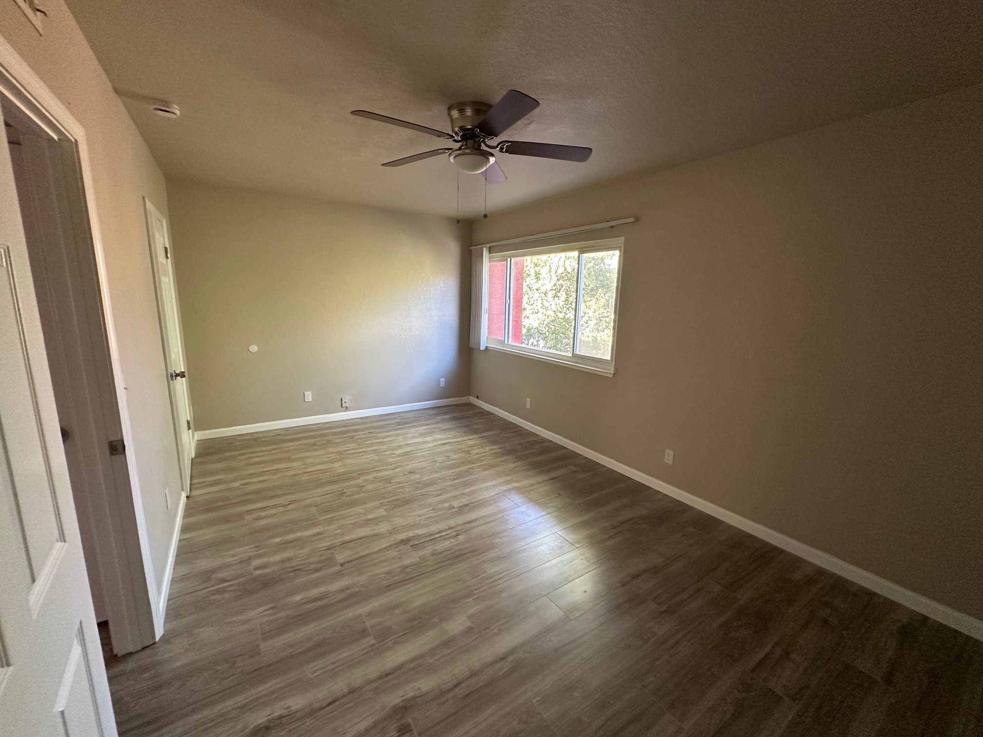 Rancho Cordova Townhome: 10273 Mills Station Road