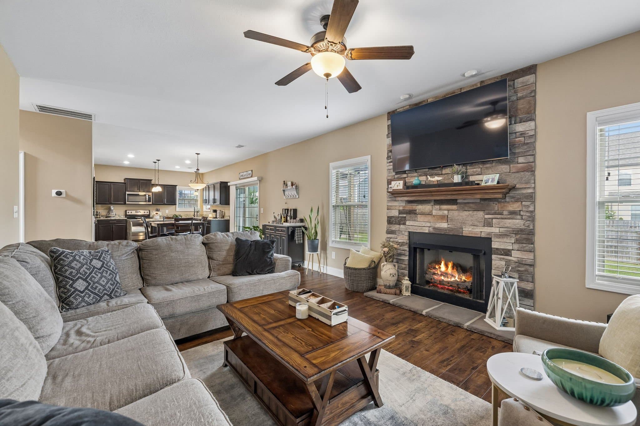Clarksville House: 265 Towes Ln