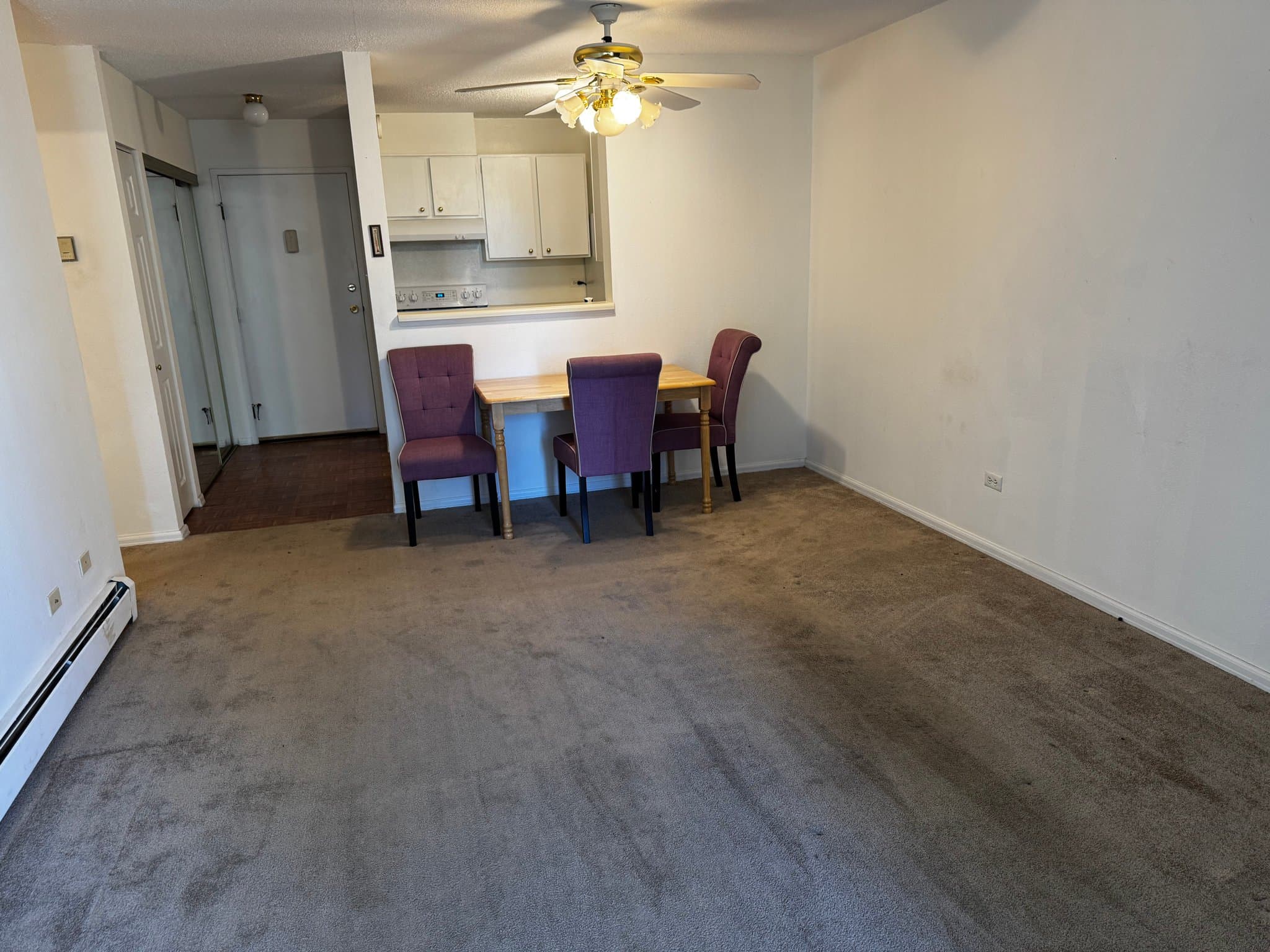 Aurora Condo: 2231 S Vaughn Way