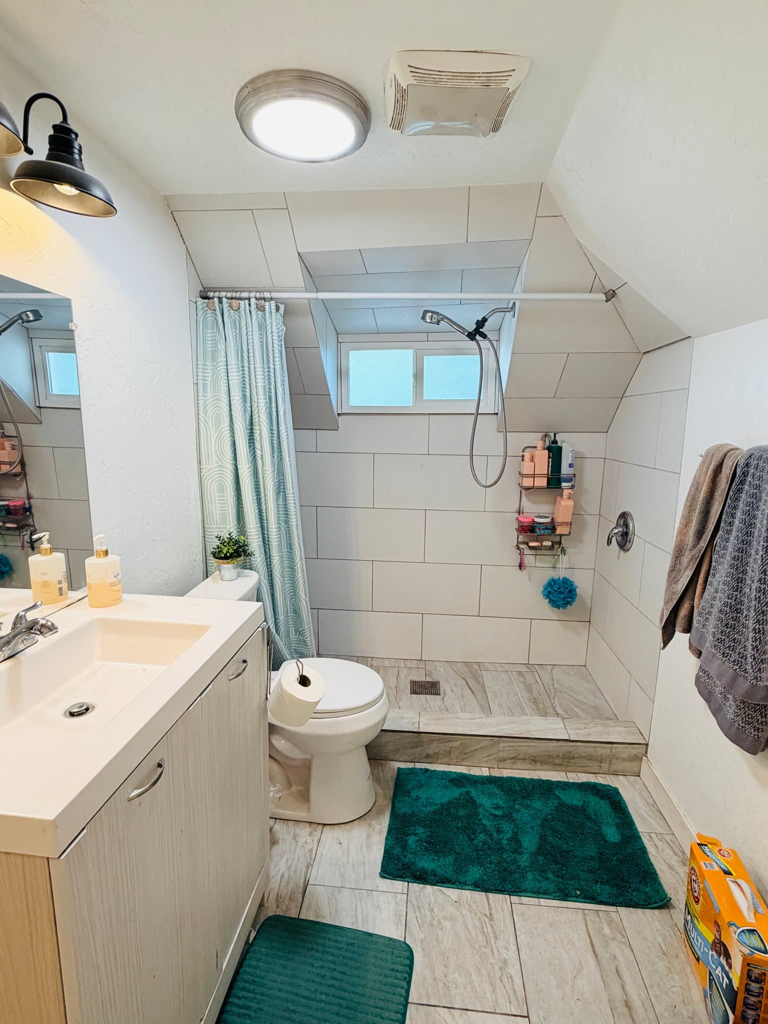 Logan Single Room: 271 E 300 N #3