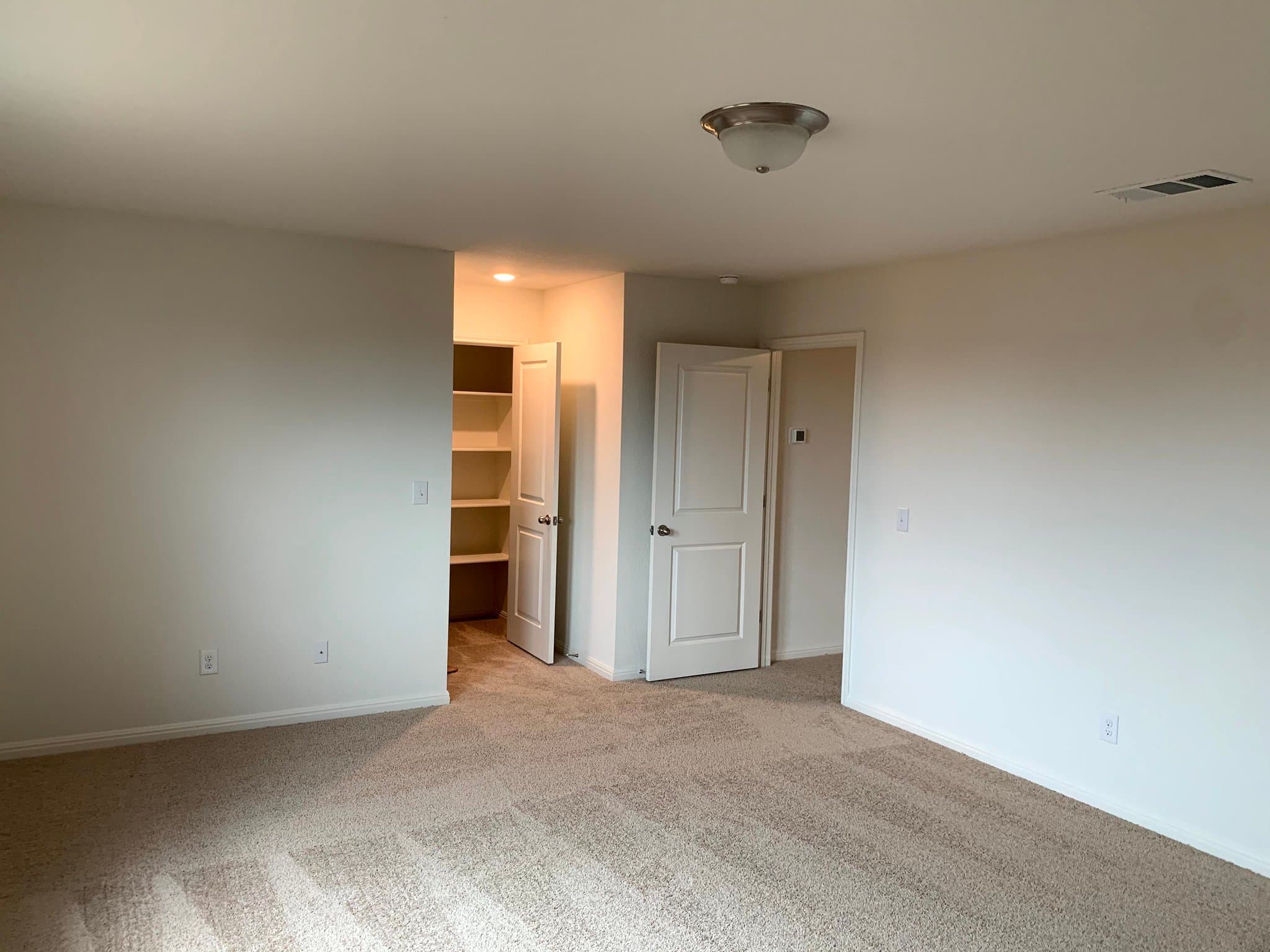 Kyle House: 178 shiro dr