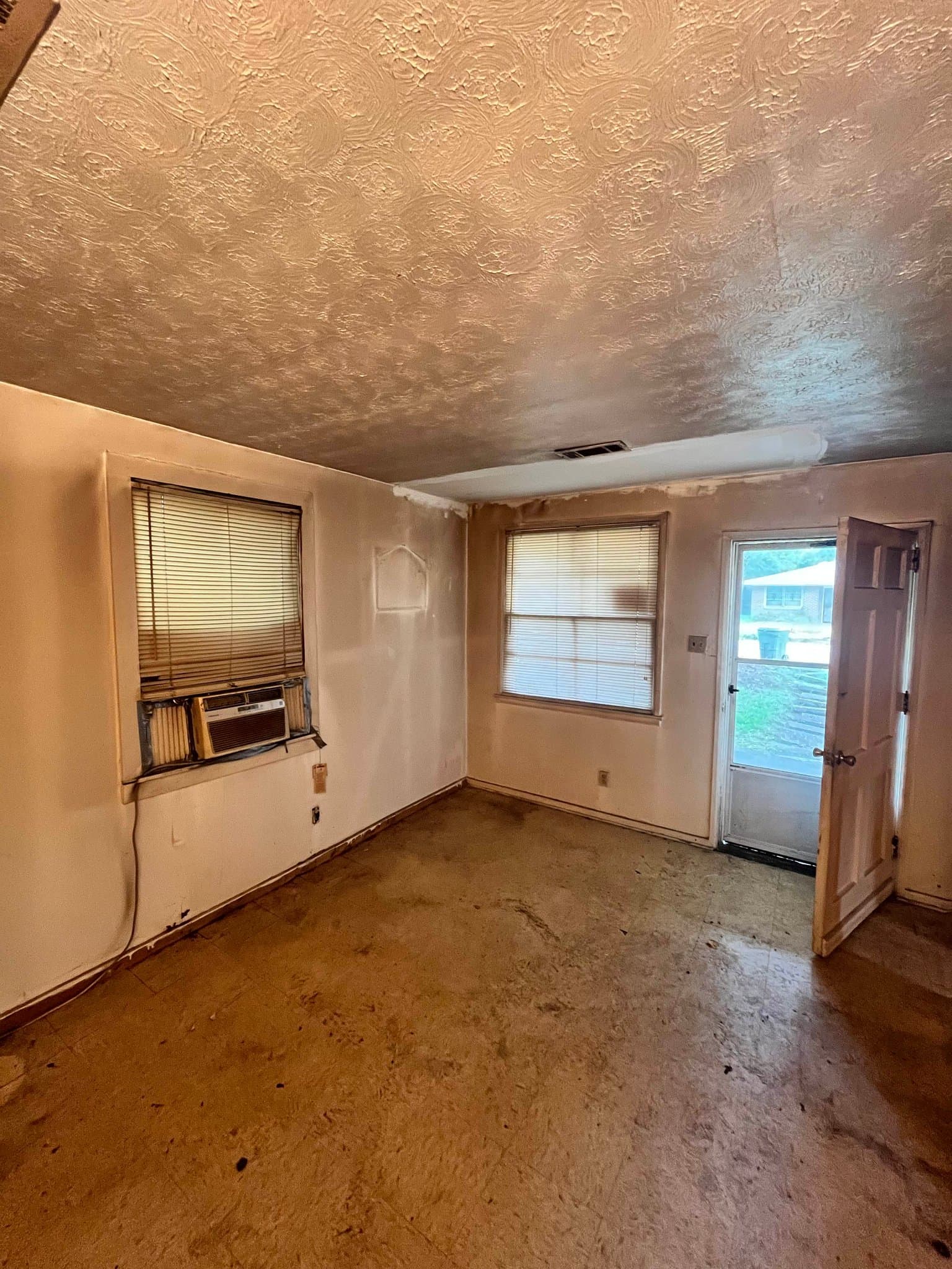 Montgomery House: 3355 Lunceford St