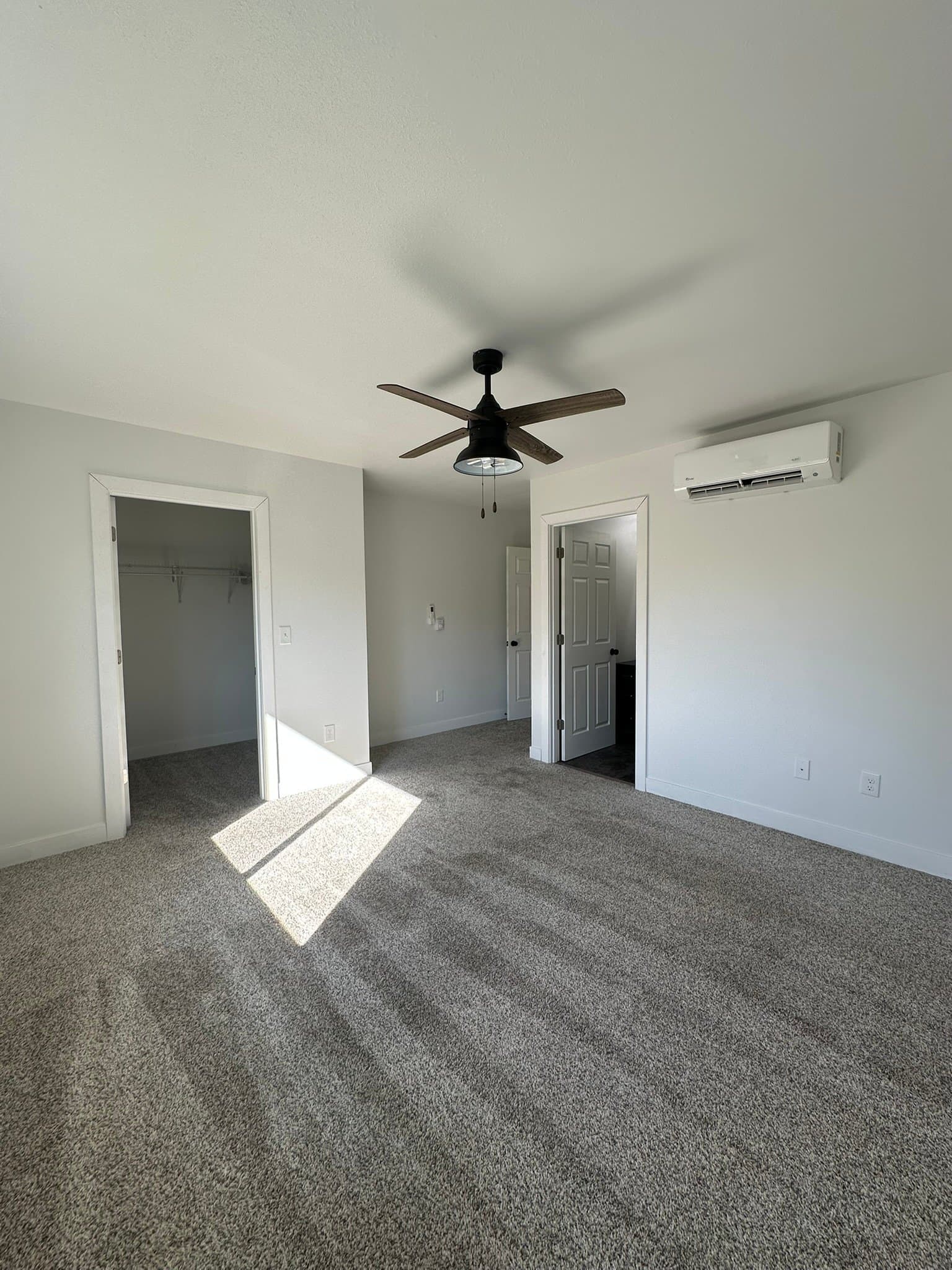 Galesville Apartment: 16899 S 12th Street